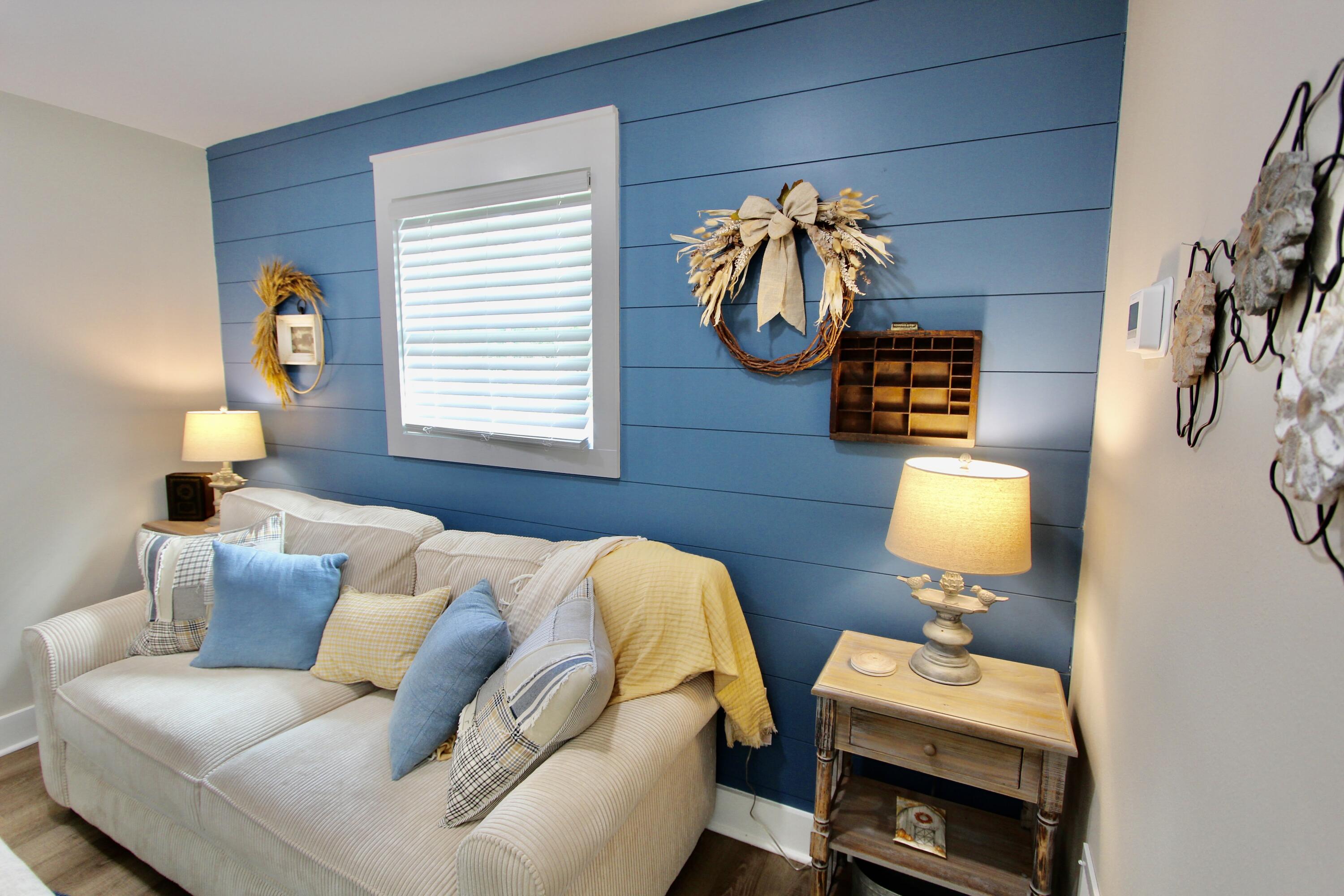 103 W Bayou Forest Drive