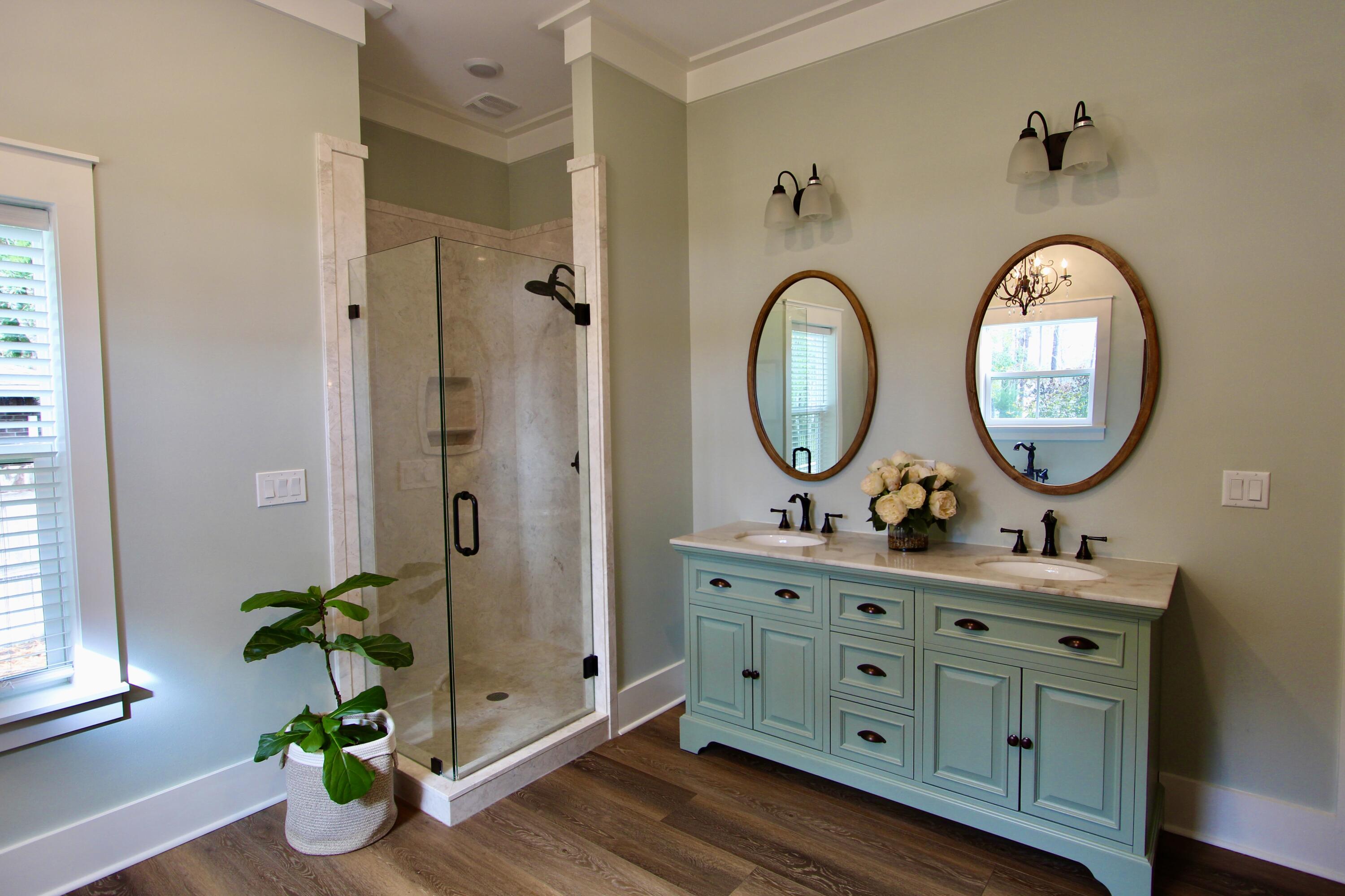 103 W Bayou Forest Drive