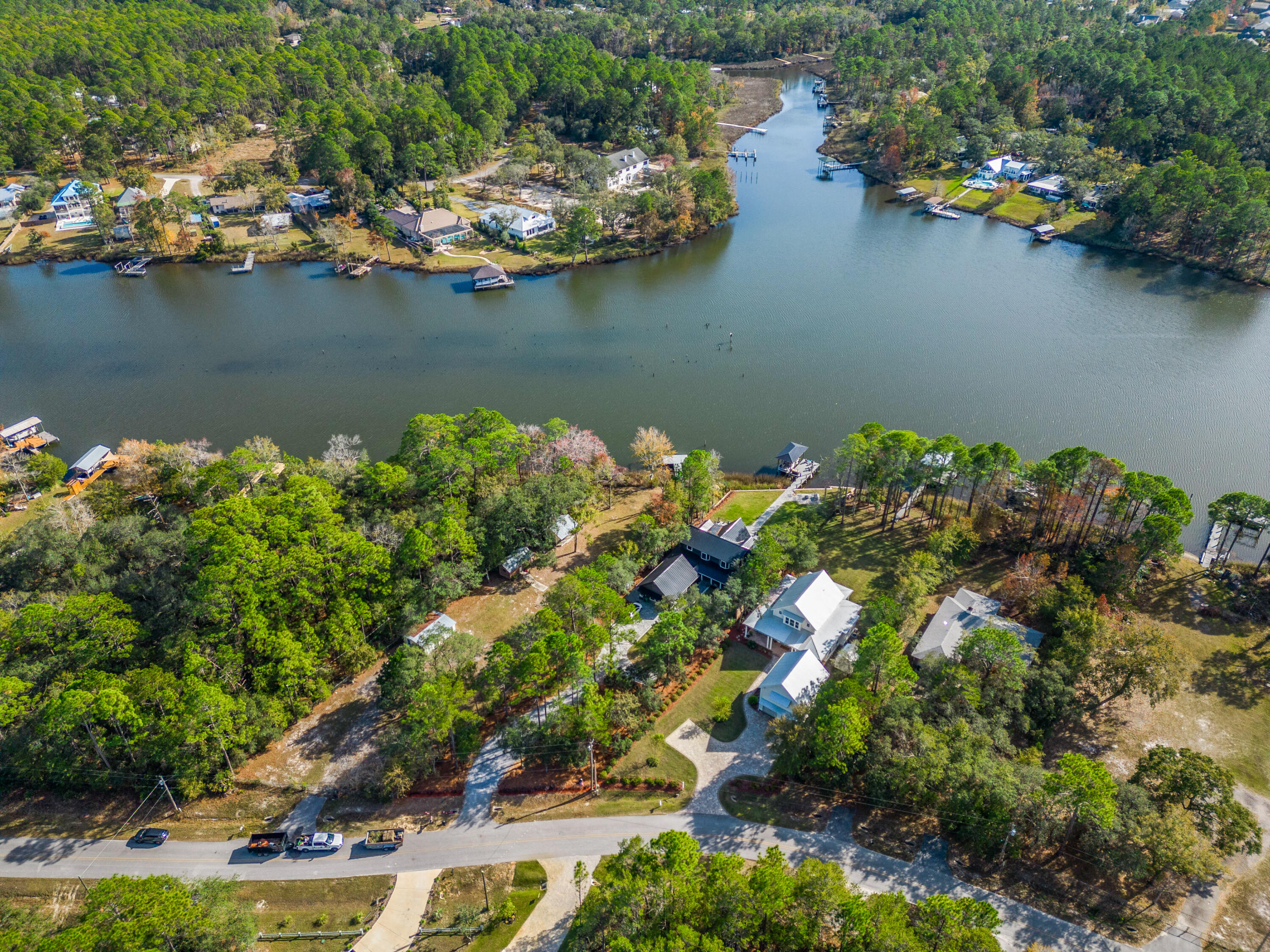 103 W Bayou Forest Drive