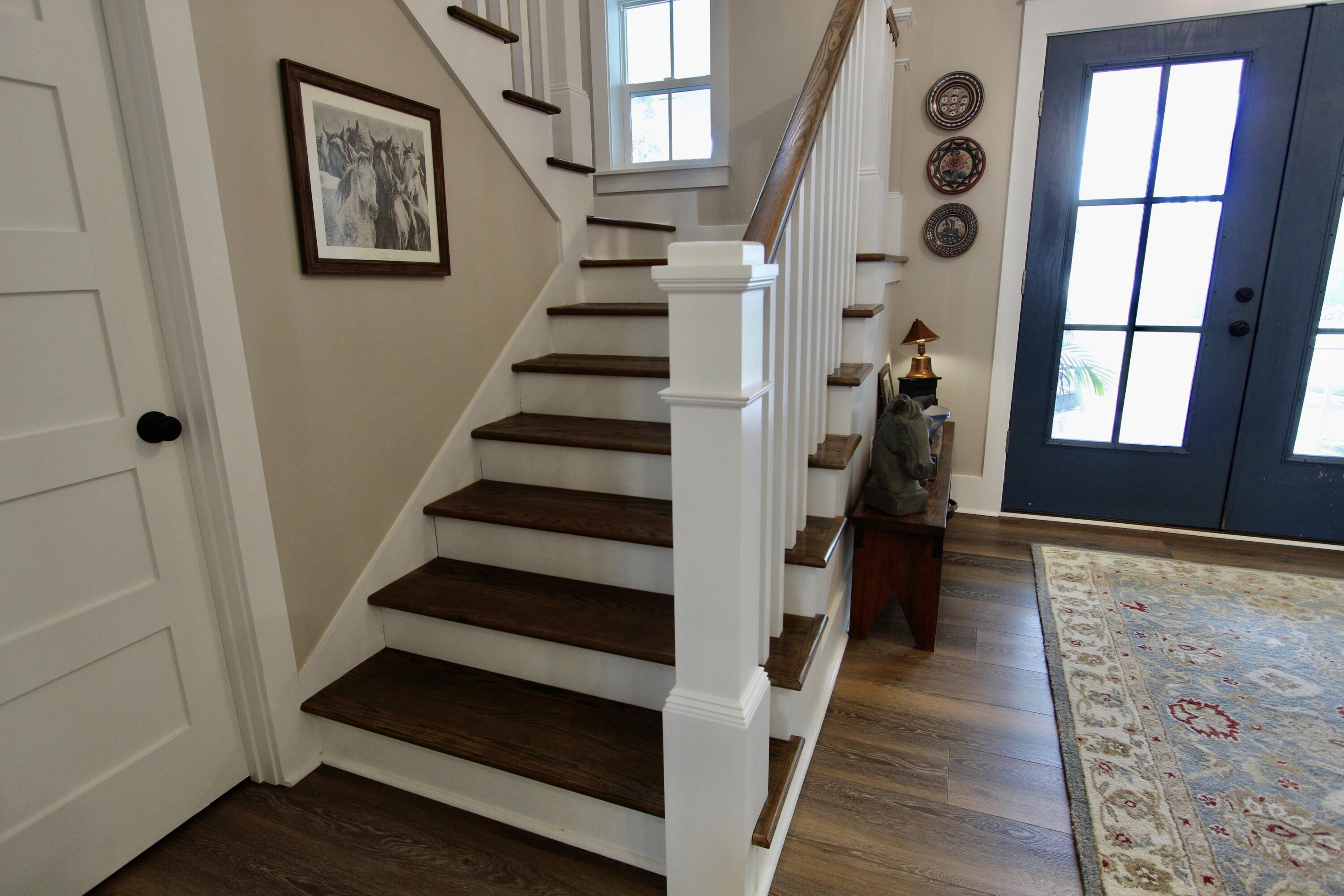 103 W Bayou Forest Drive