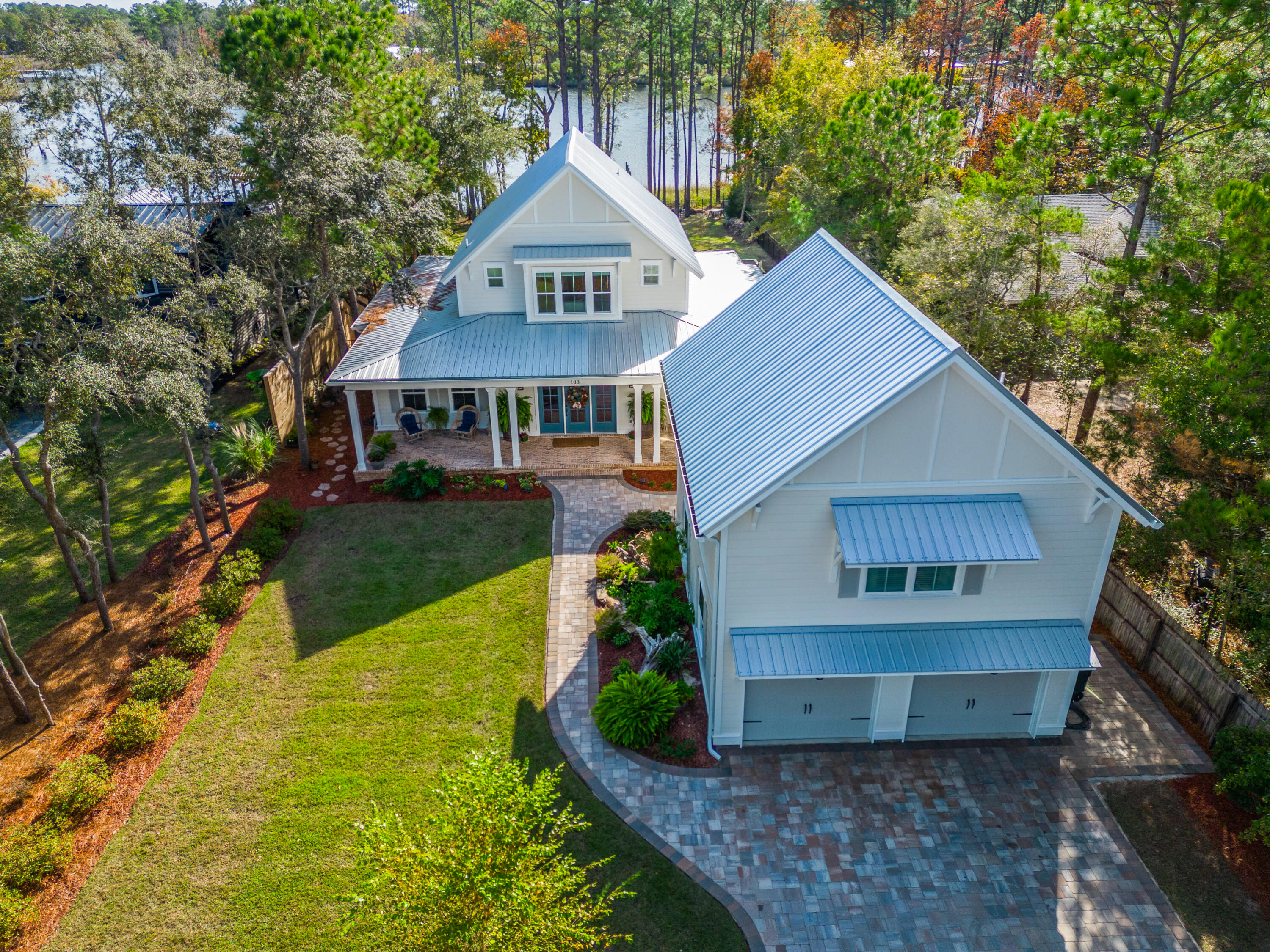 103 W Bayou Forest Drive