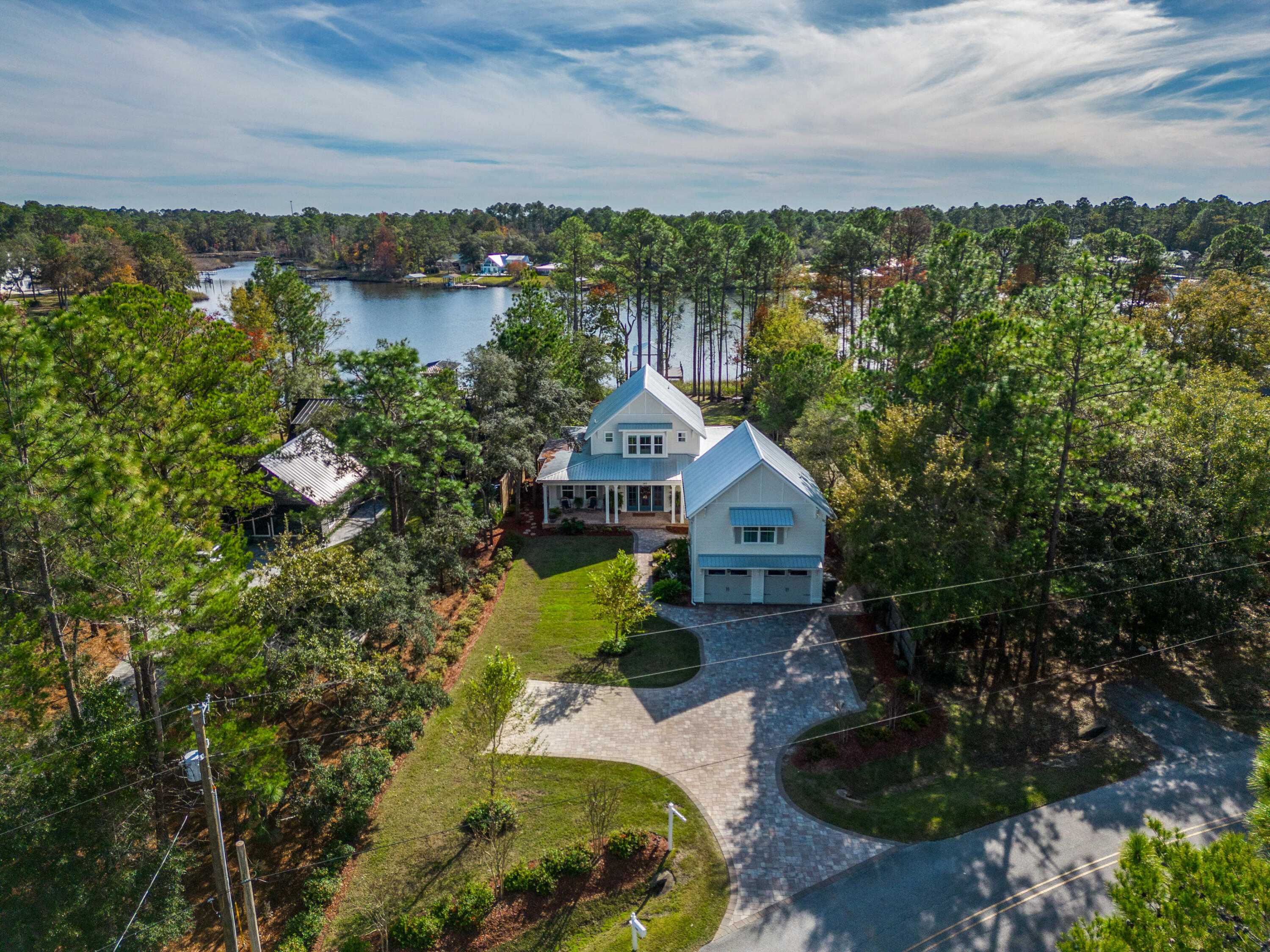 103 W Bayou Forest Drive