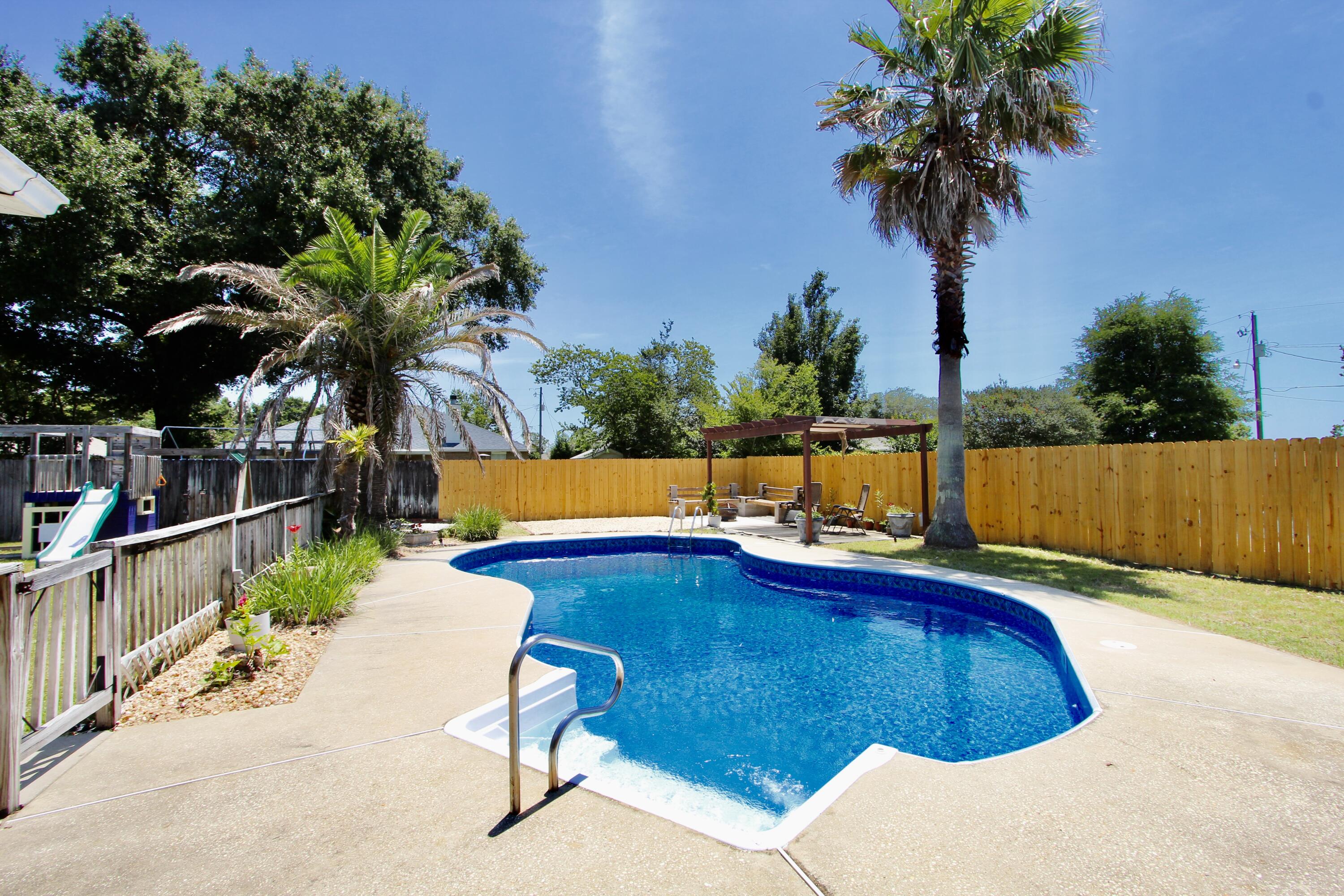 608 Huck Finn Lane