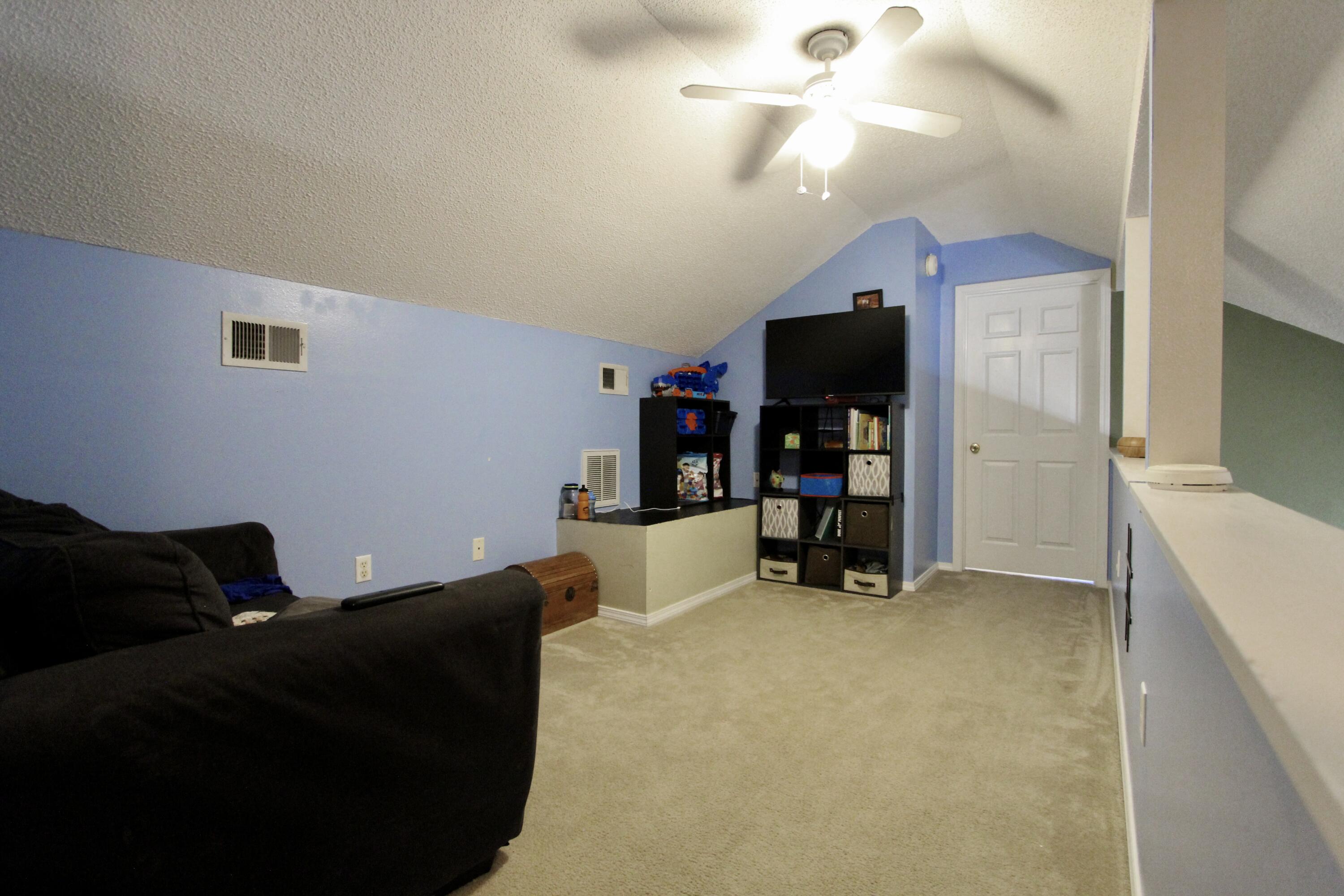 608 Huck Finn Lane