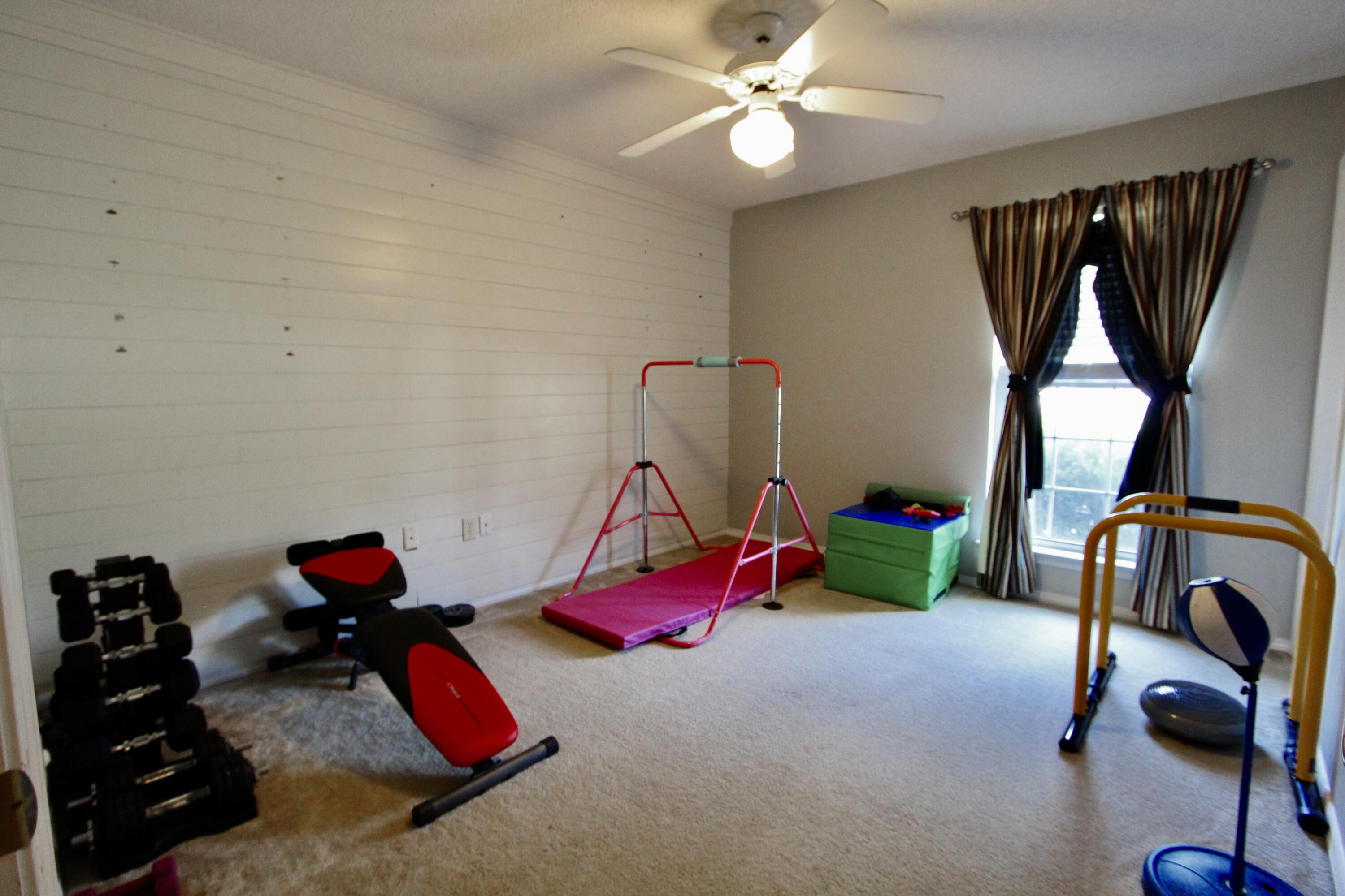 608 Huck Finn Lane