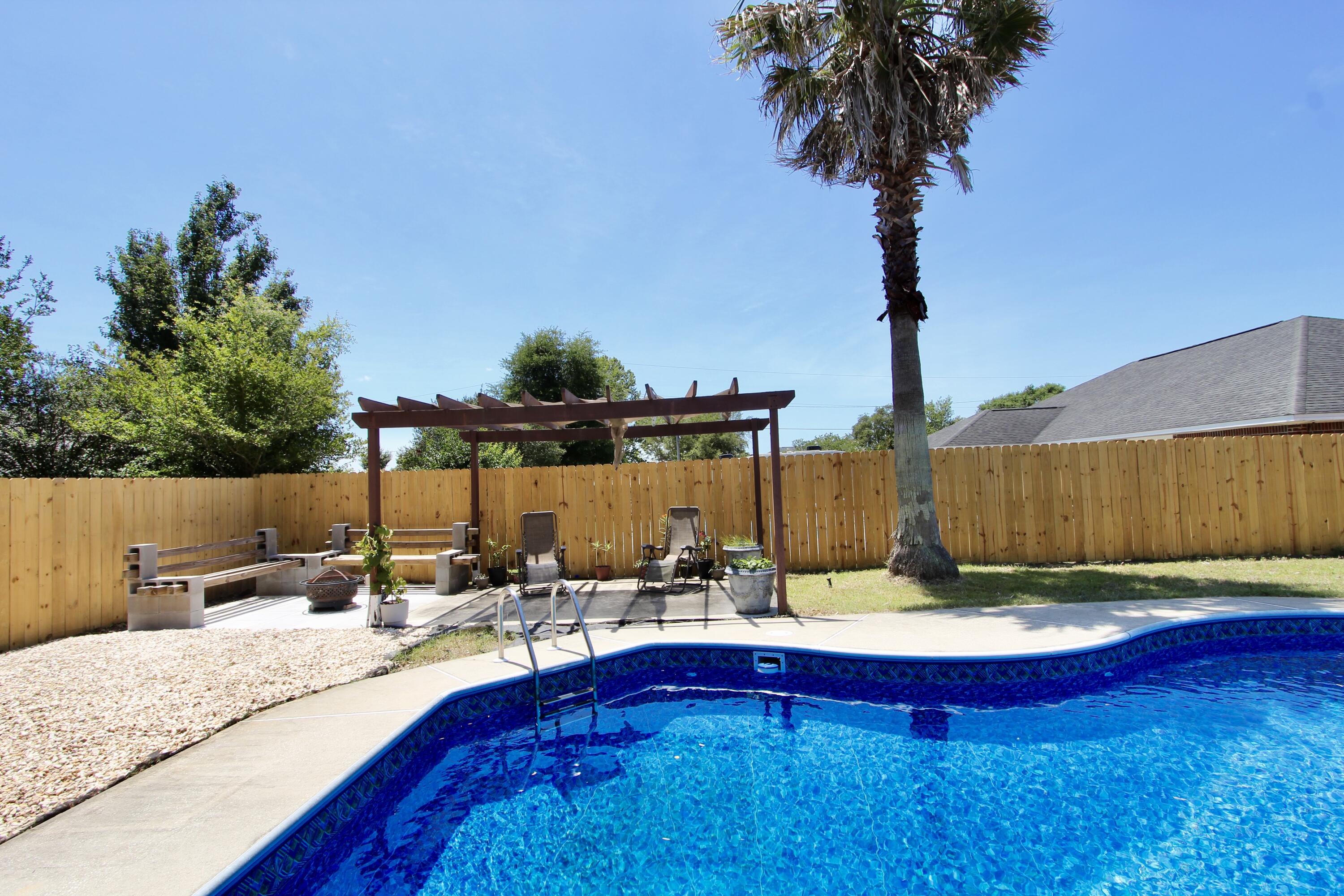 608 Huck Finn Lane