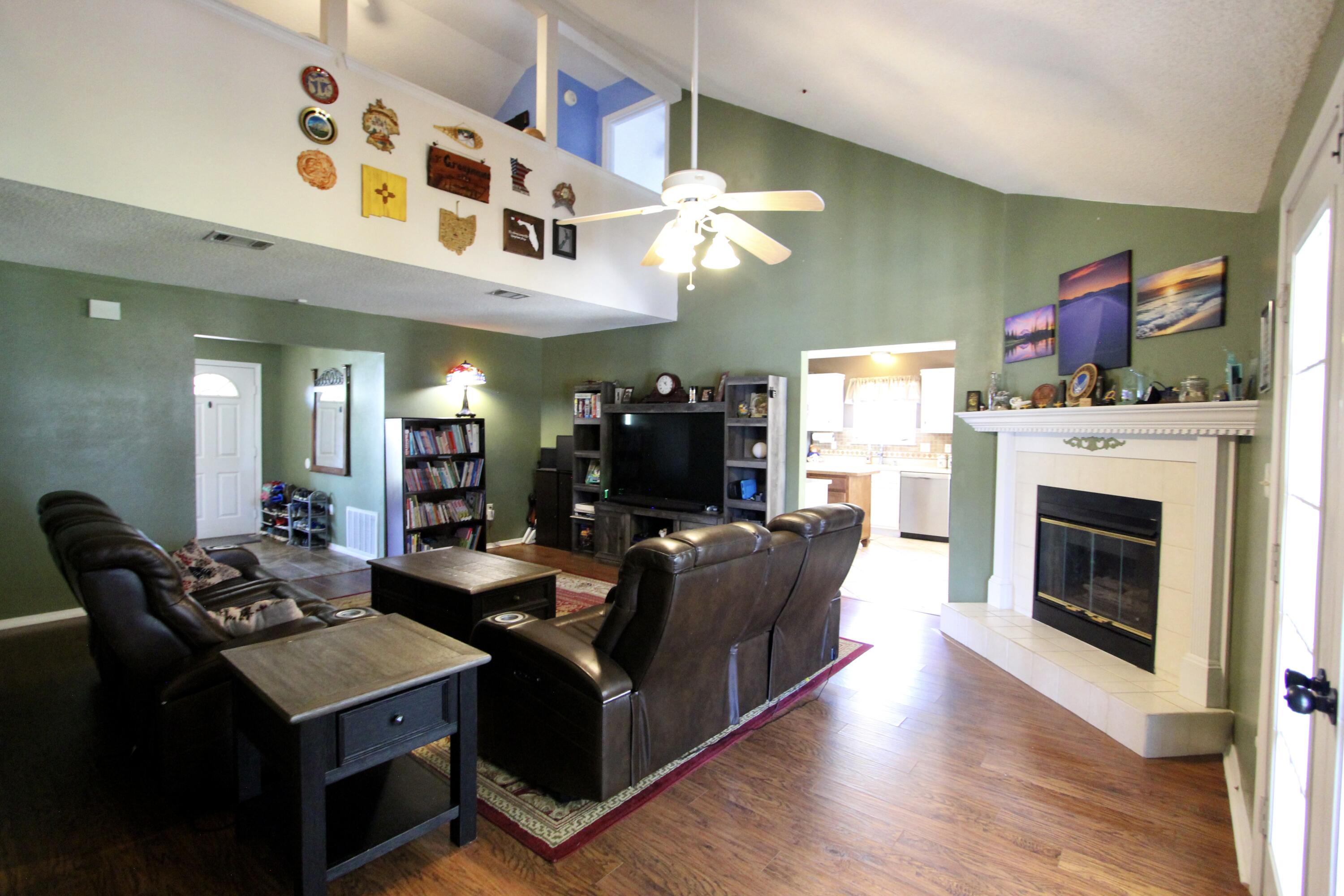 608 Huck Finn Lane