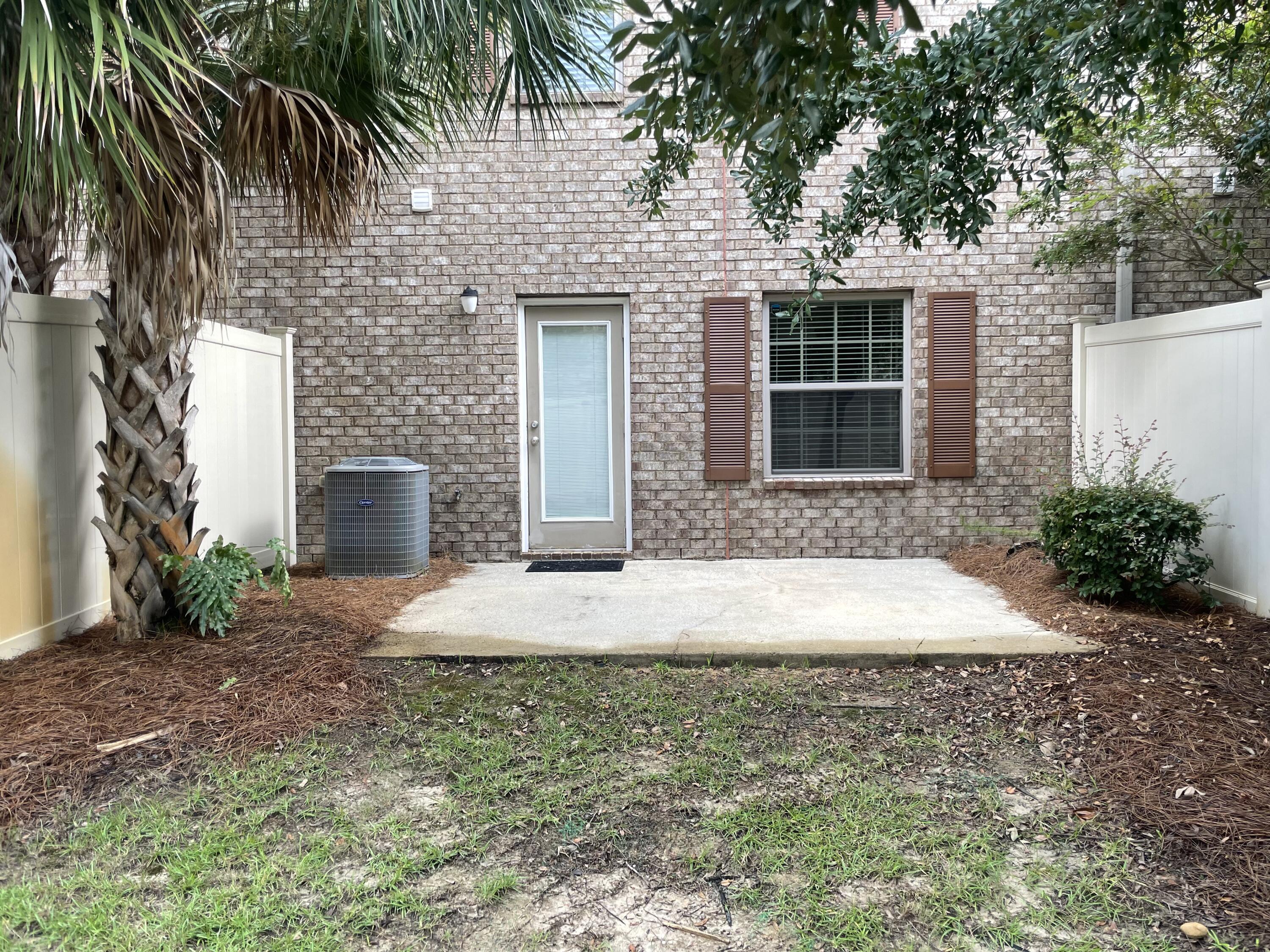 2125 Wilsons Plover Circle