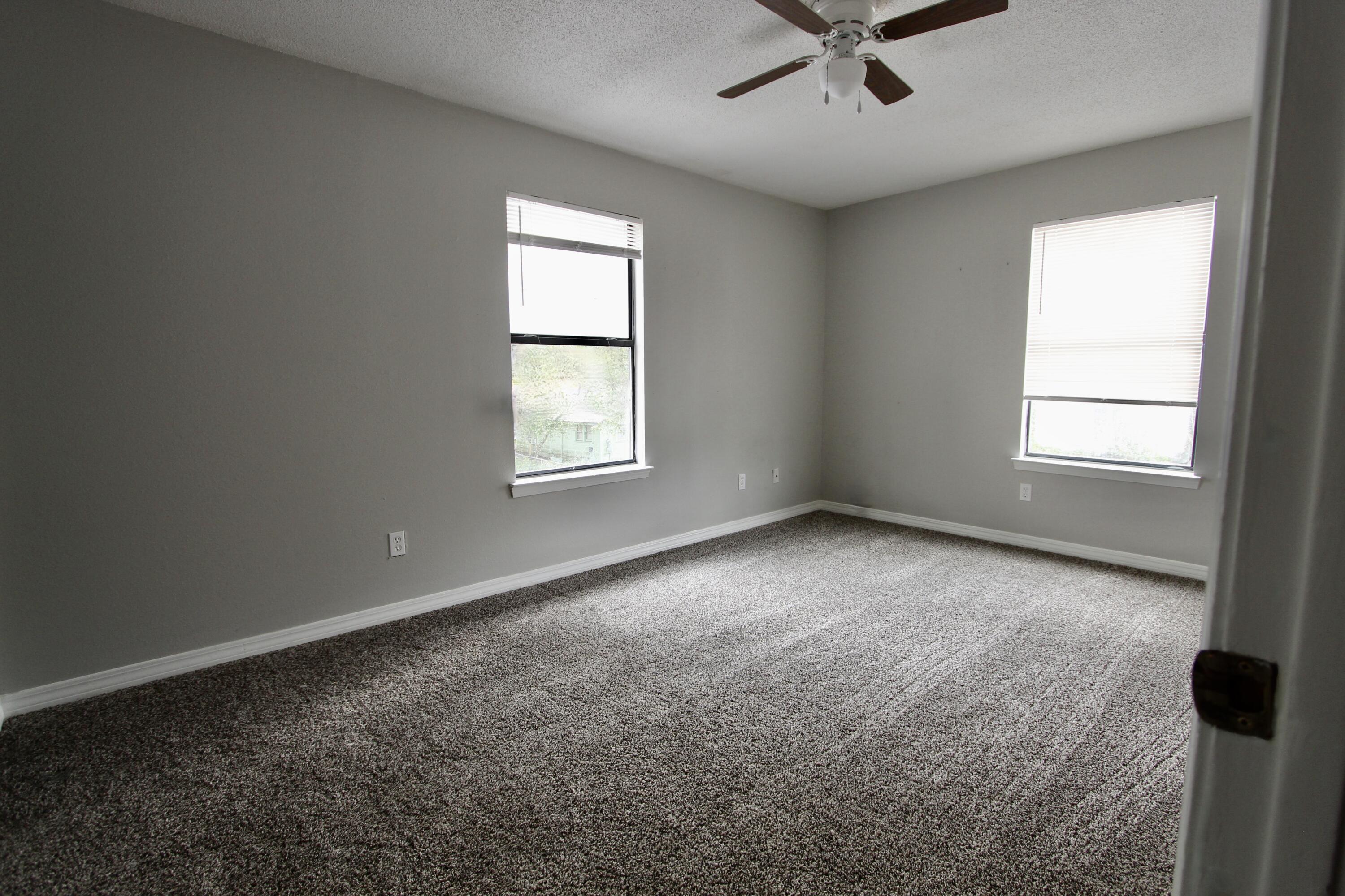 205 MARQUETTE Street, 4
