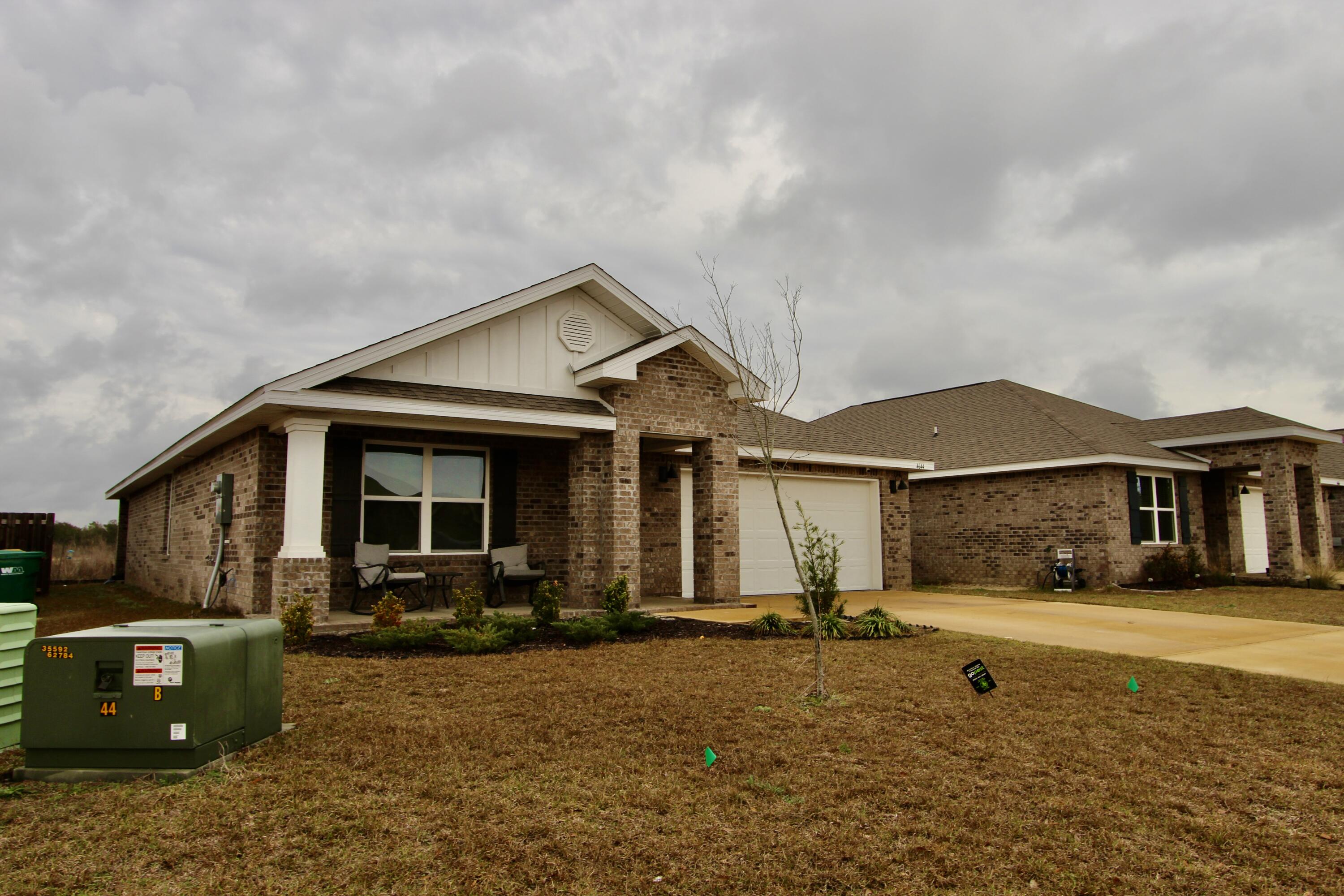 4644 Honor Guard Way