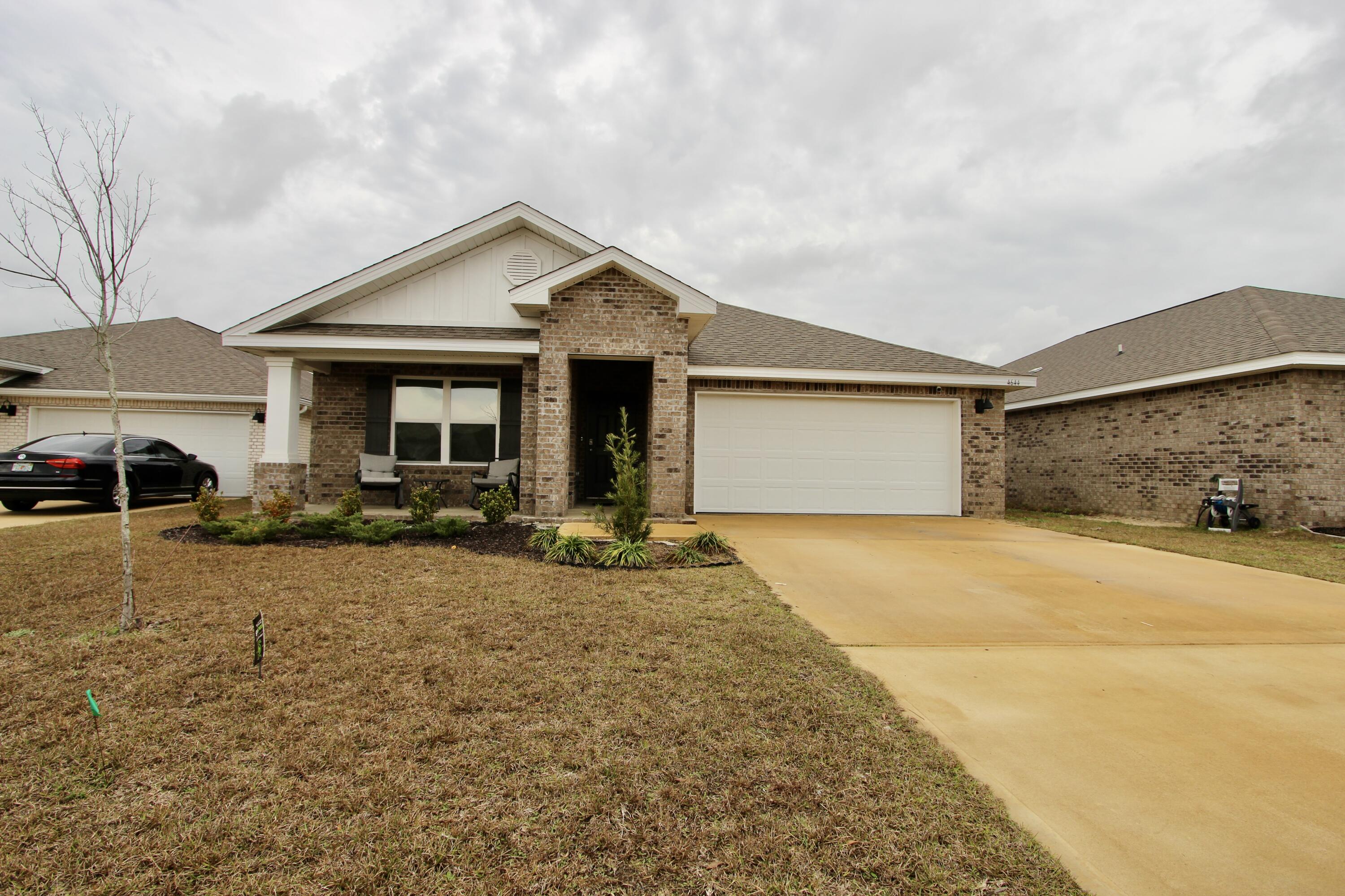 4644 Honor Guard Way