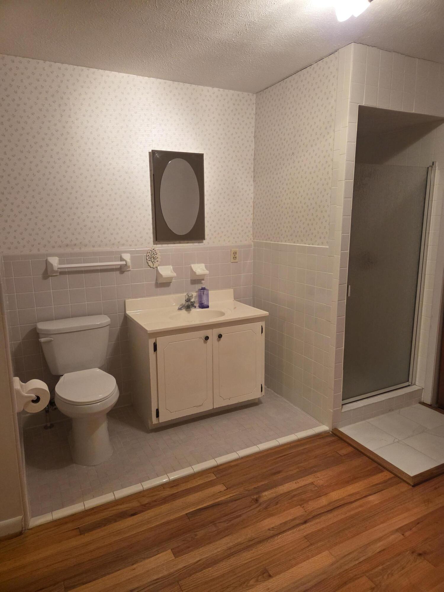 814 Maple Street Street