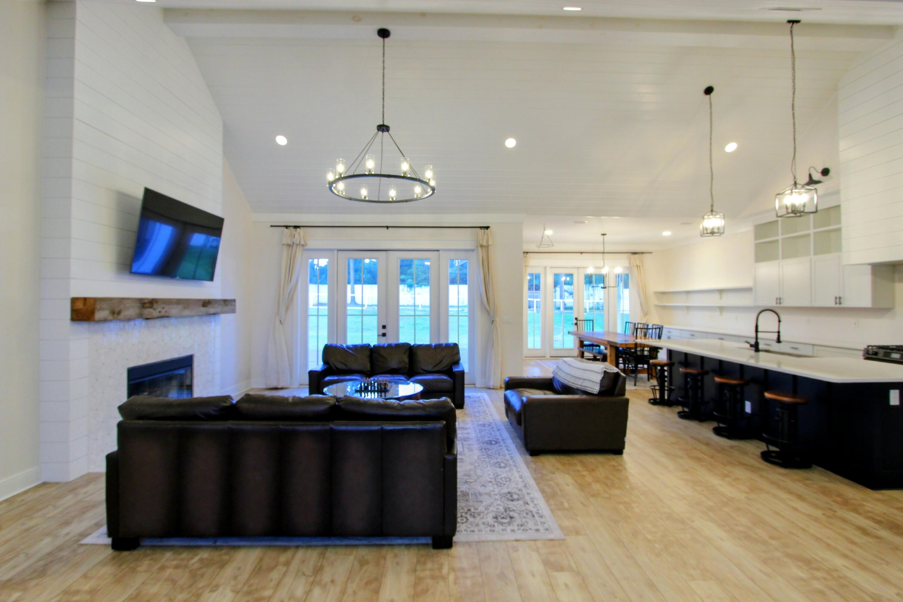 3116 Pinot Way