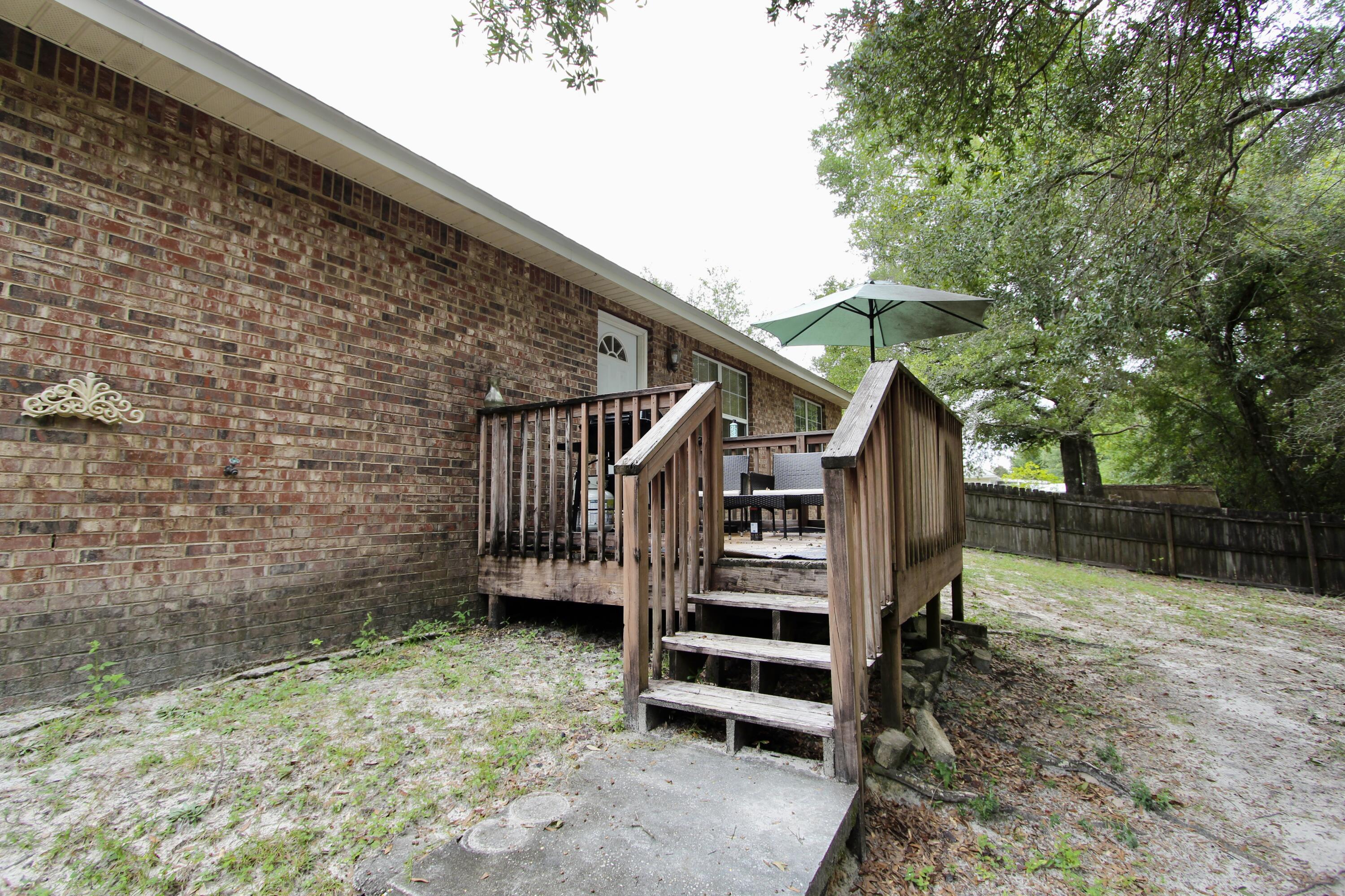 220 Tiffot Court
