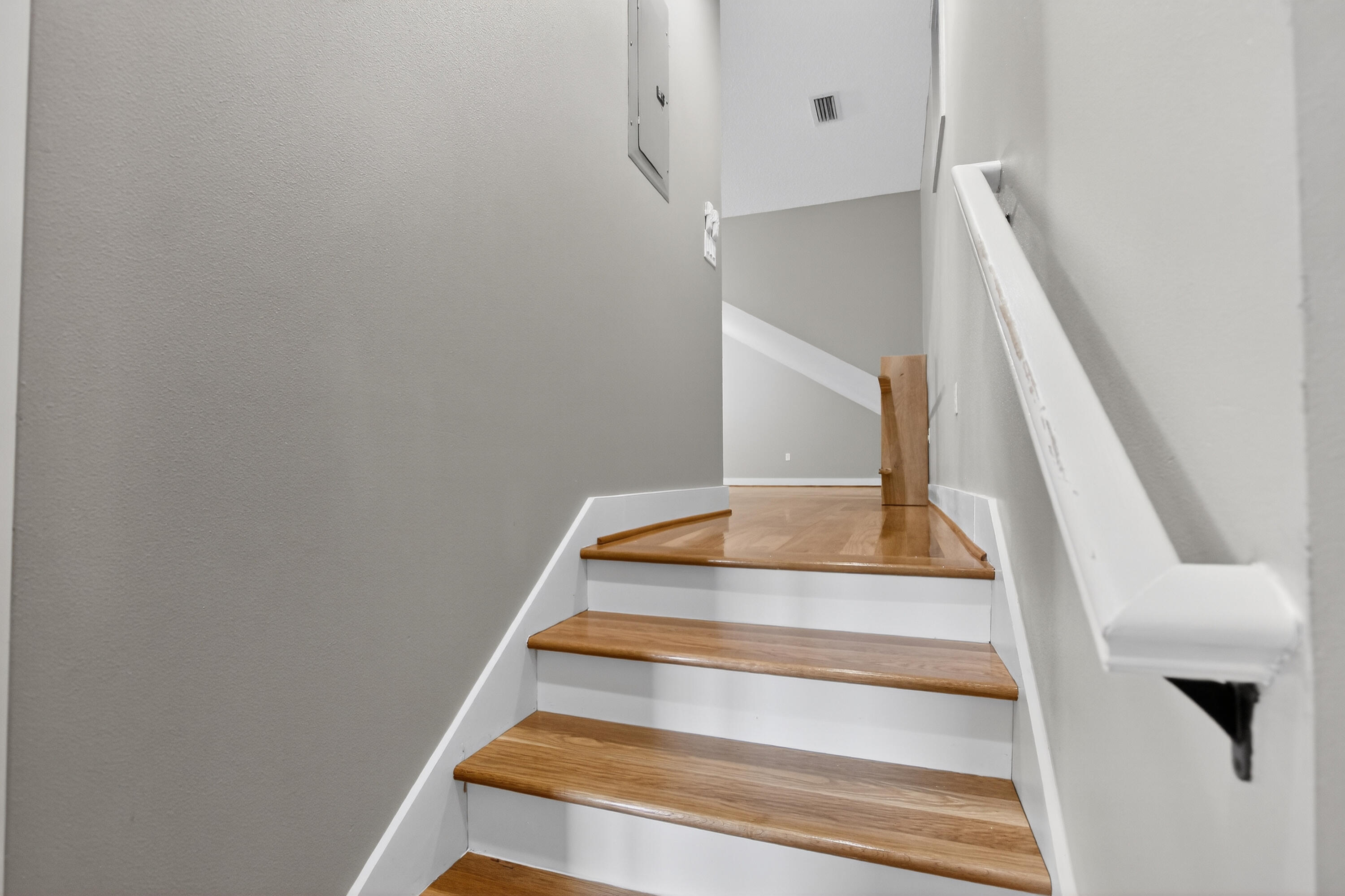 4196 Mossy Cove Court