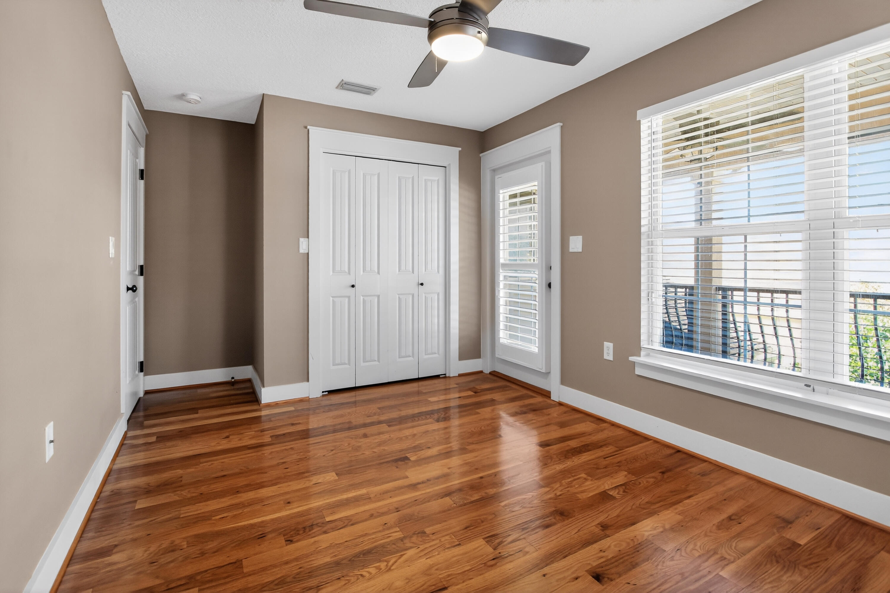 4196 Mossy Cove Court