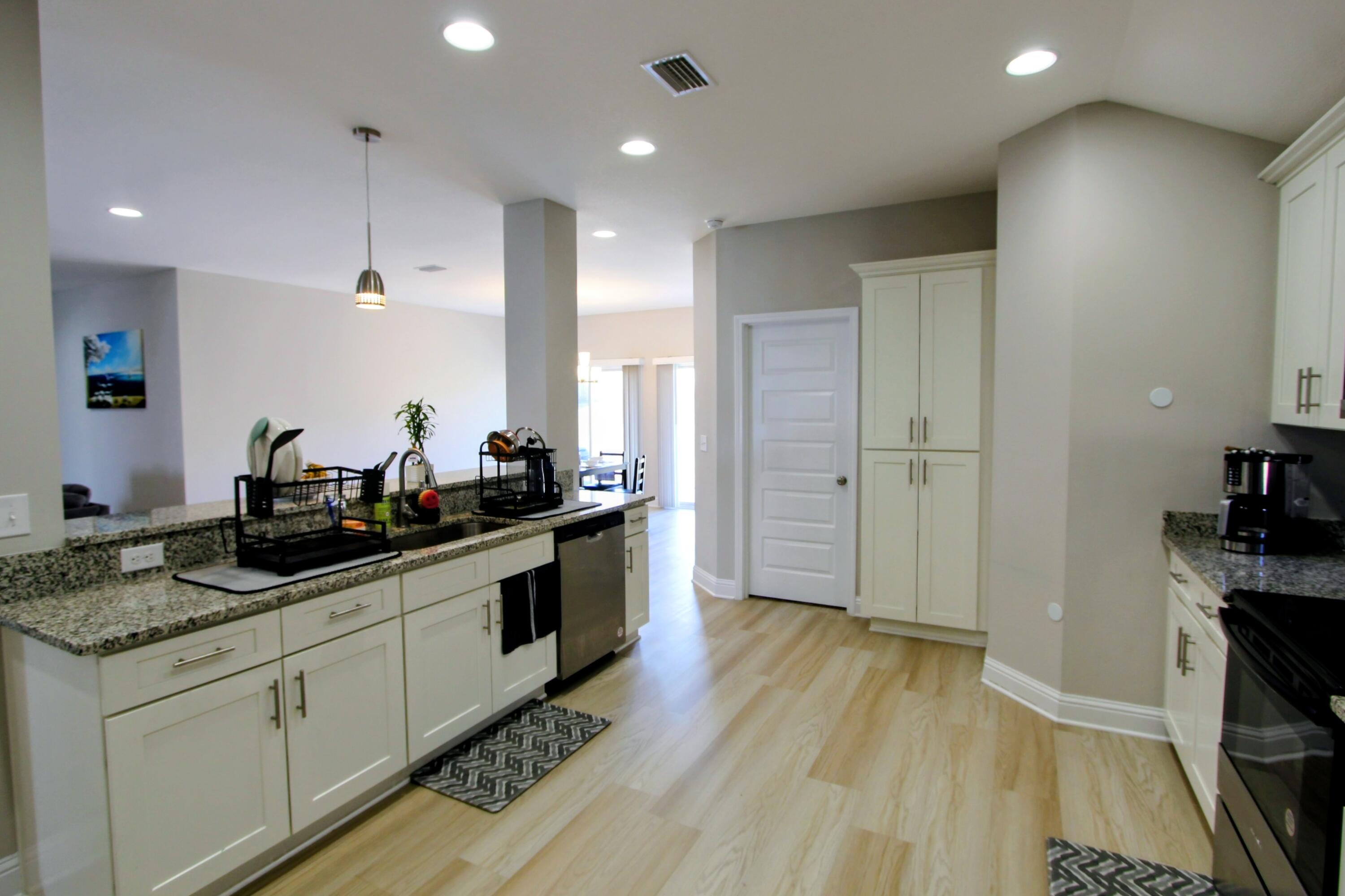 5438 Lee Farm Boulevard