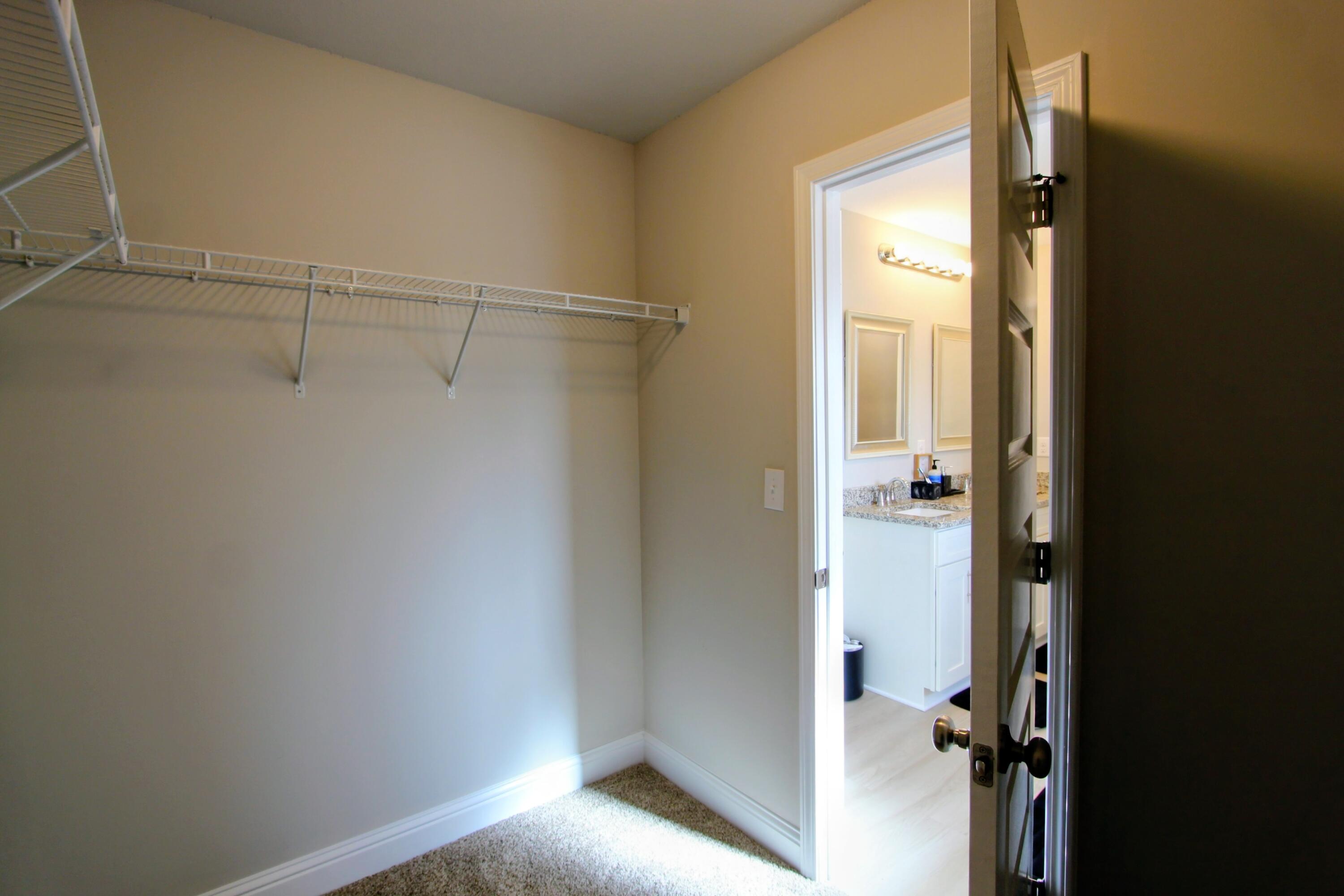 5438 Lee Farm Boulevard