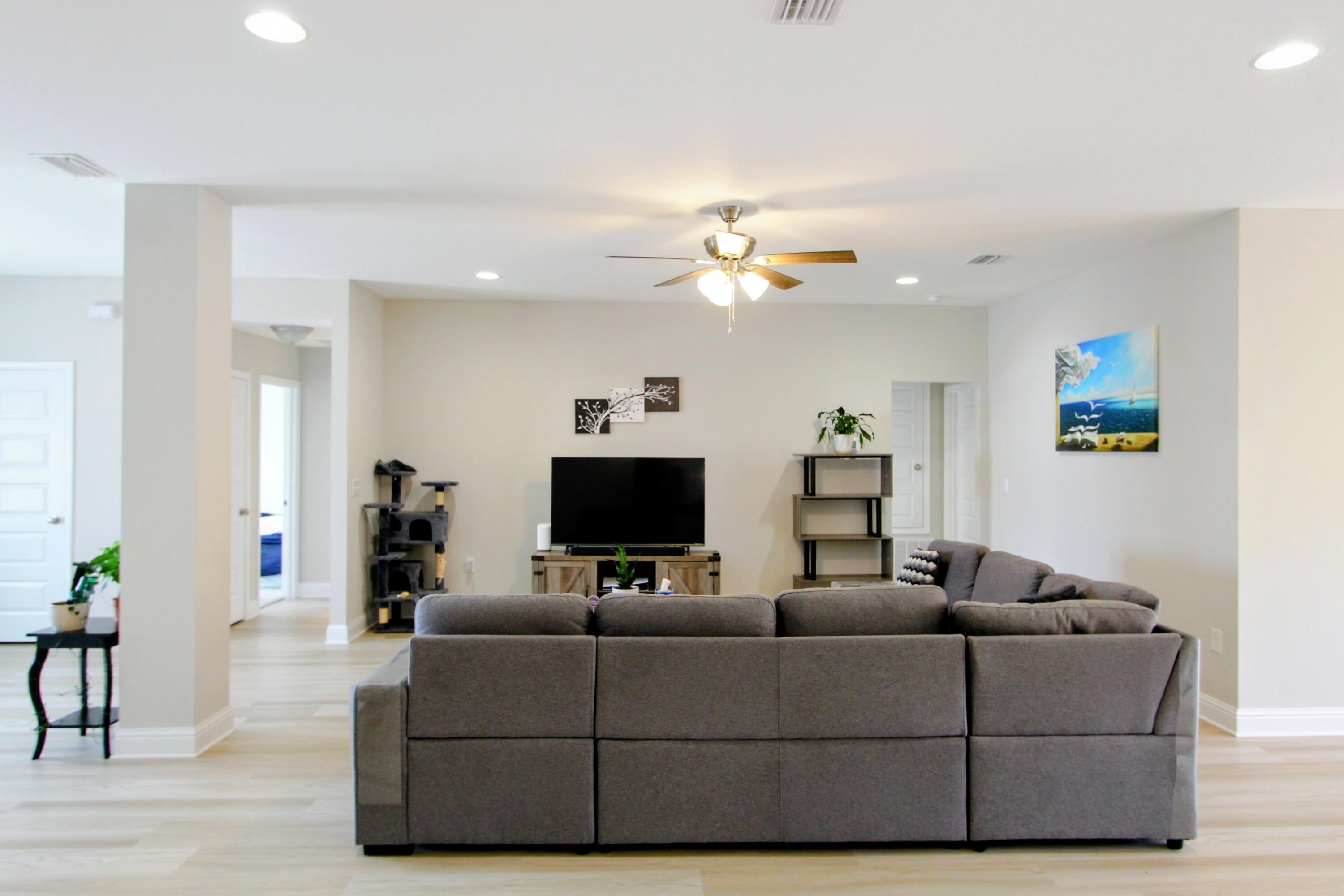 5438 Lee Farm Boulevard