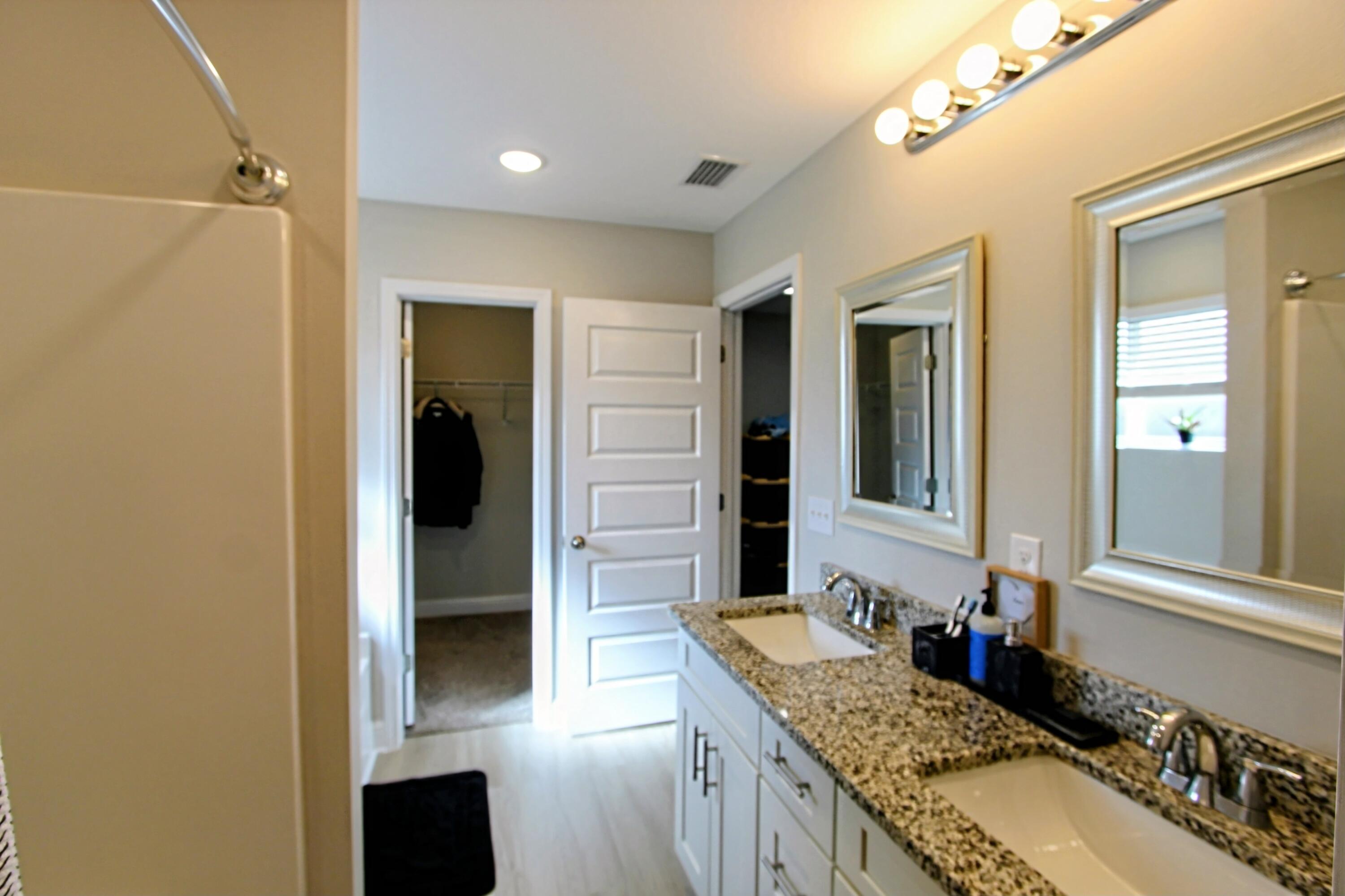 5438 Lee Farm Boulevard