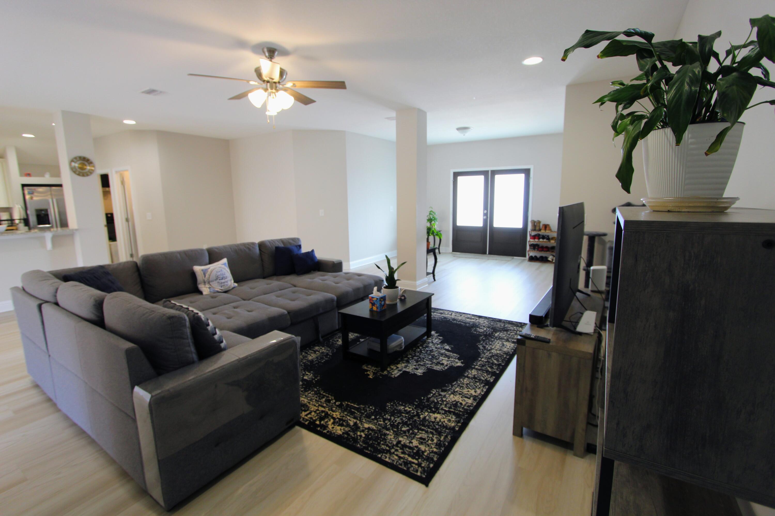 5438 Lee Farm Boulevard