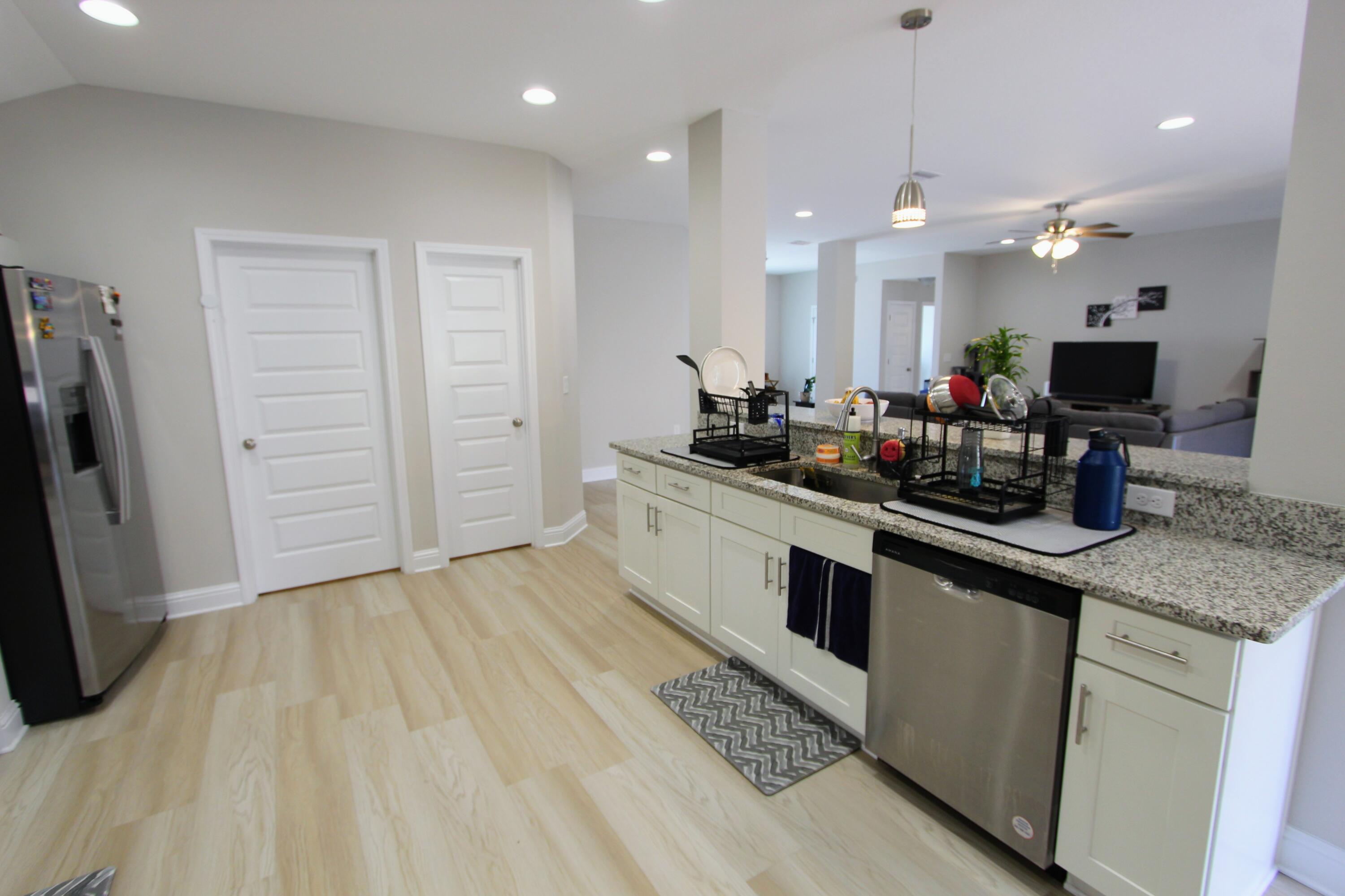 5438 Lee Farm Boulevard