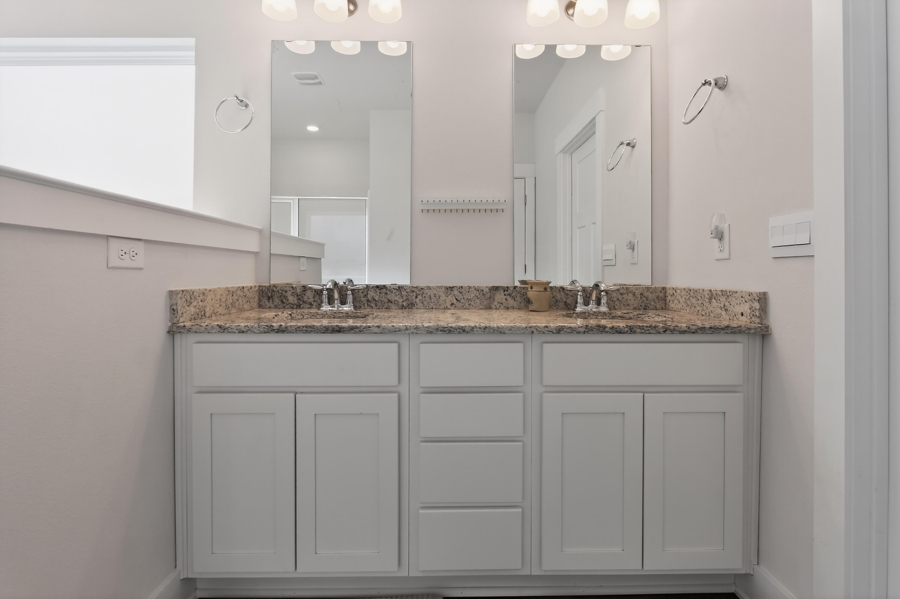 1110 Shoal River Drive