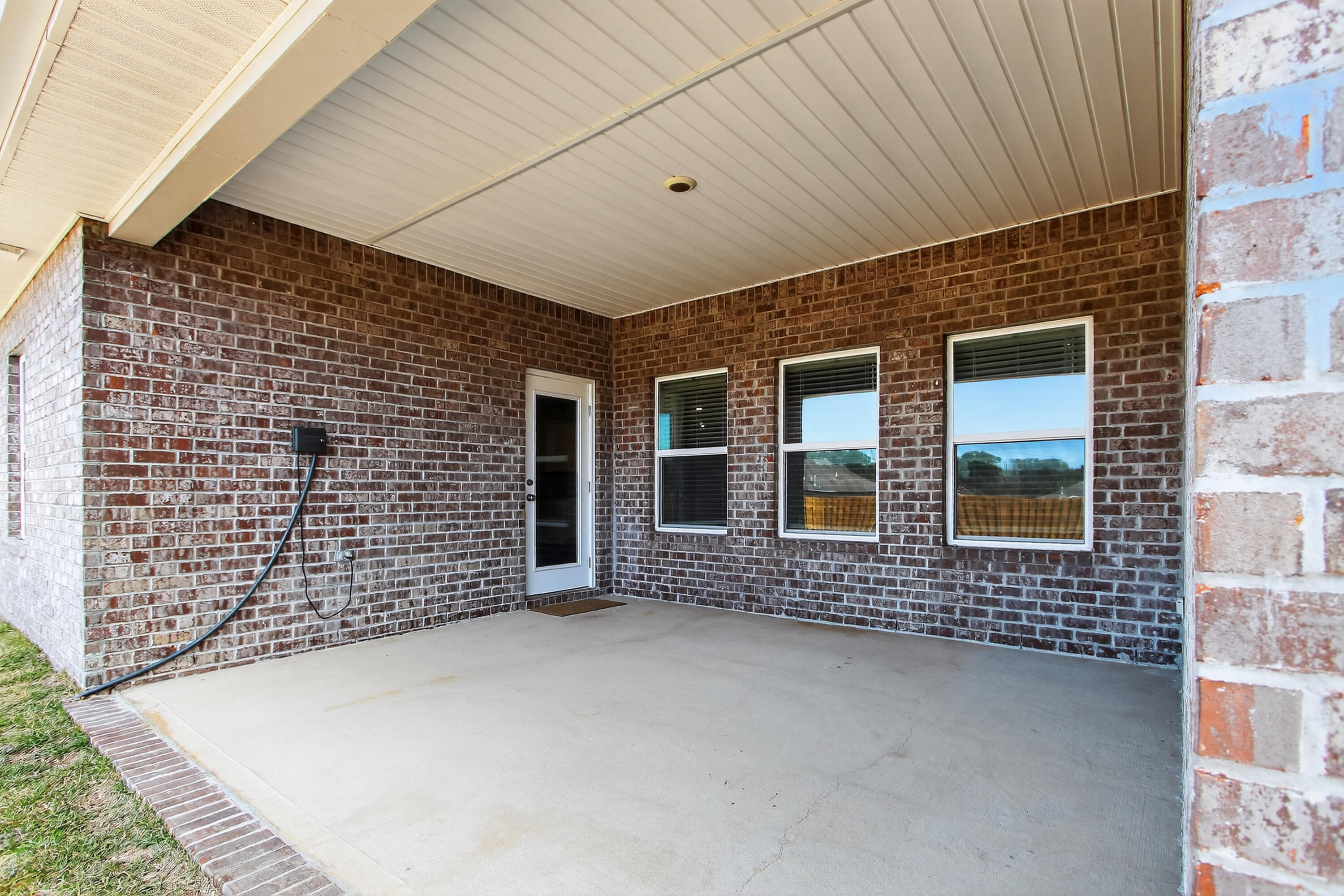 1110 Shoal River Drive