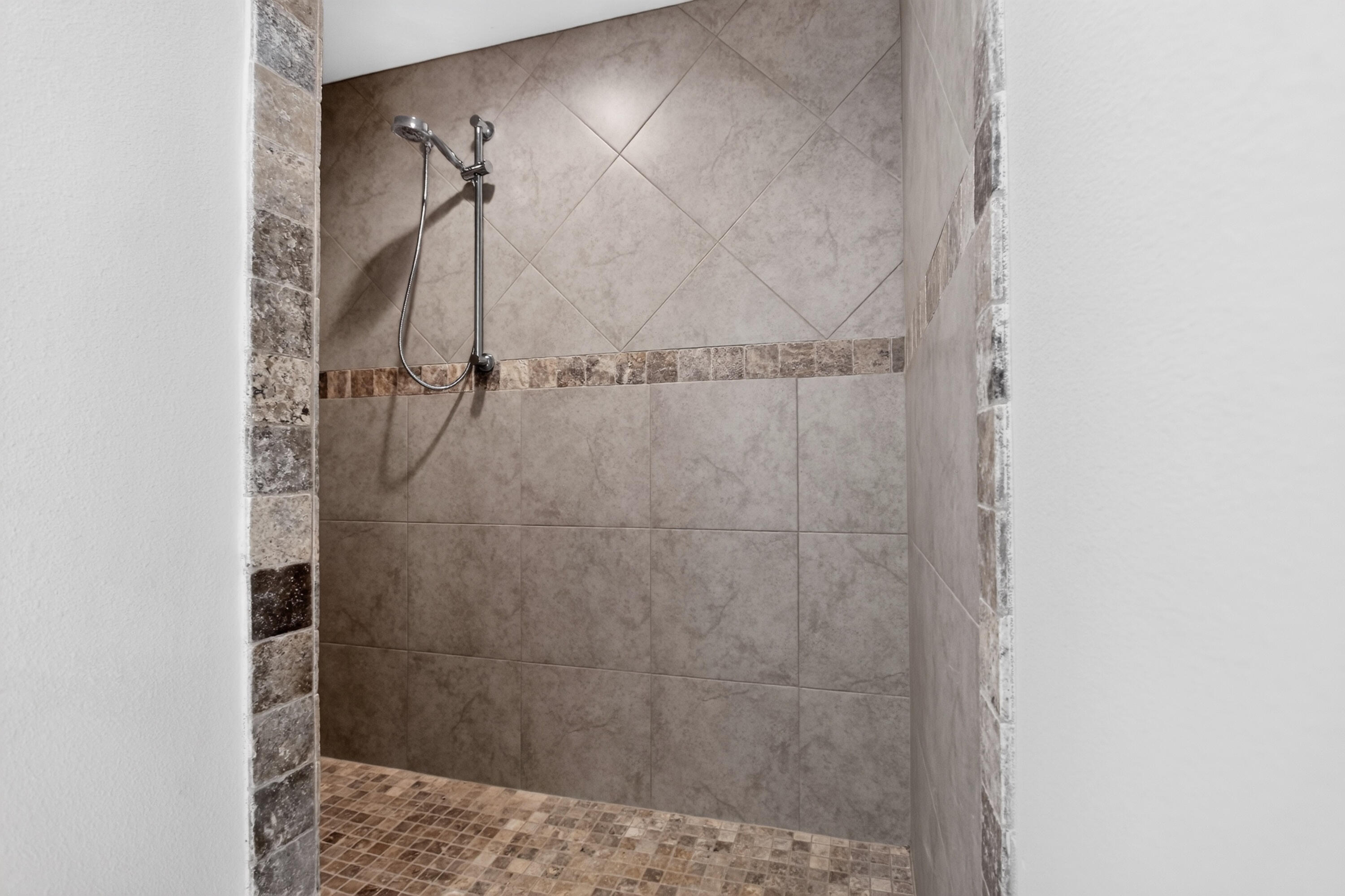 5423 E Brook Drive (LOT 21D)