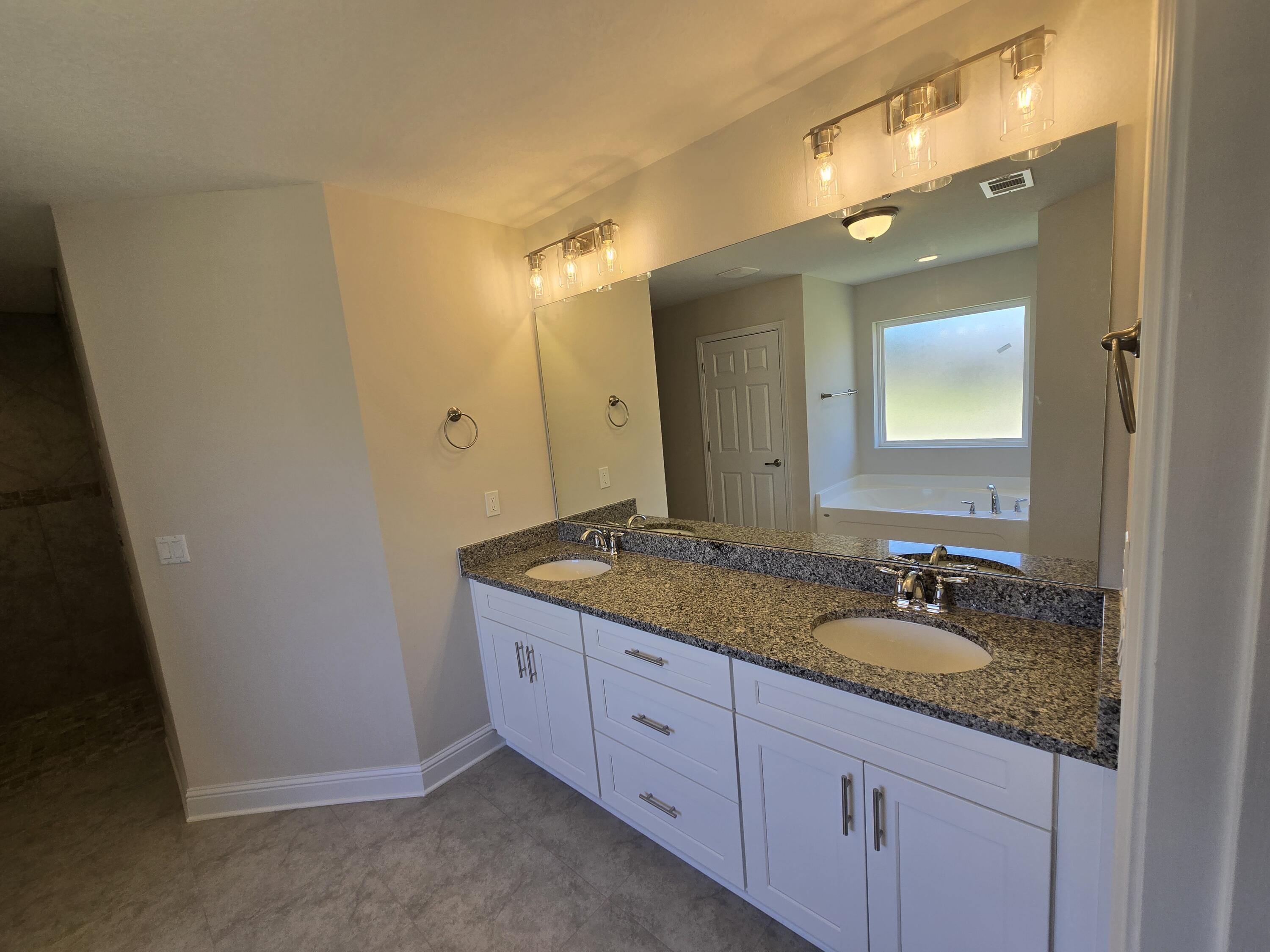 5423 E Brook Drive (LOT 21D)