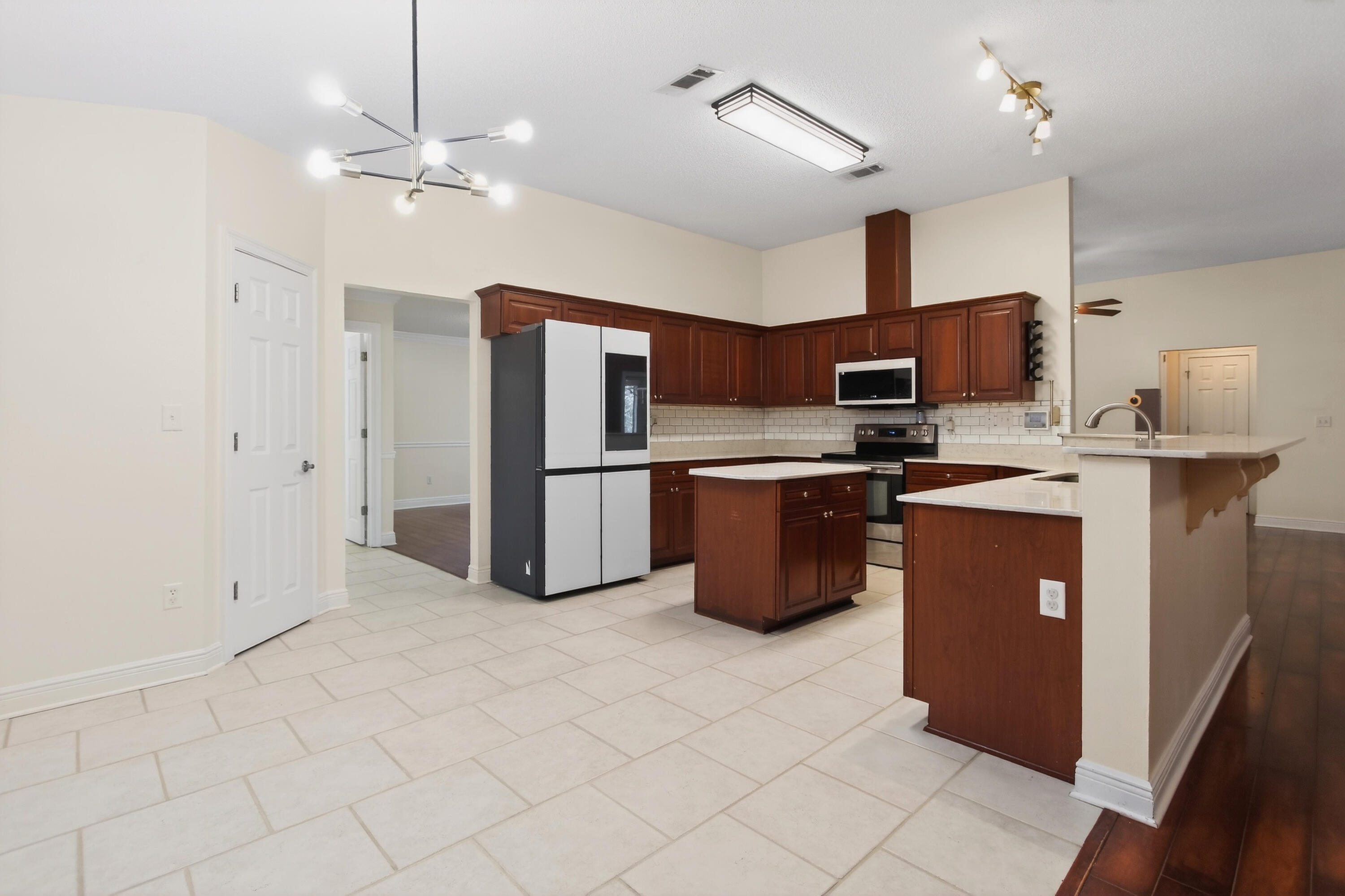 1249 Northview Drive