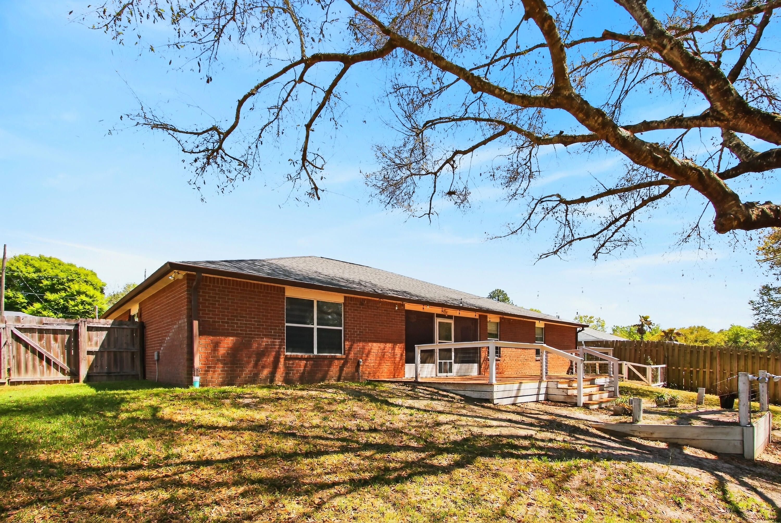 1249 Northview Drive