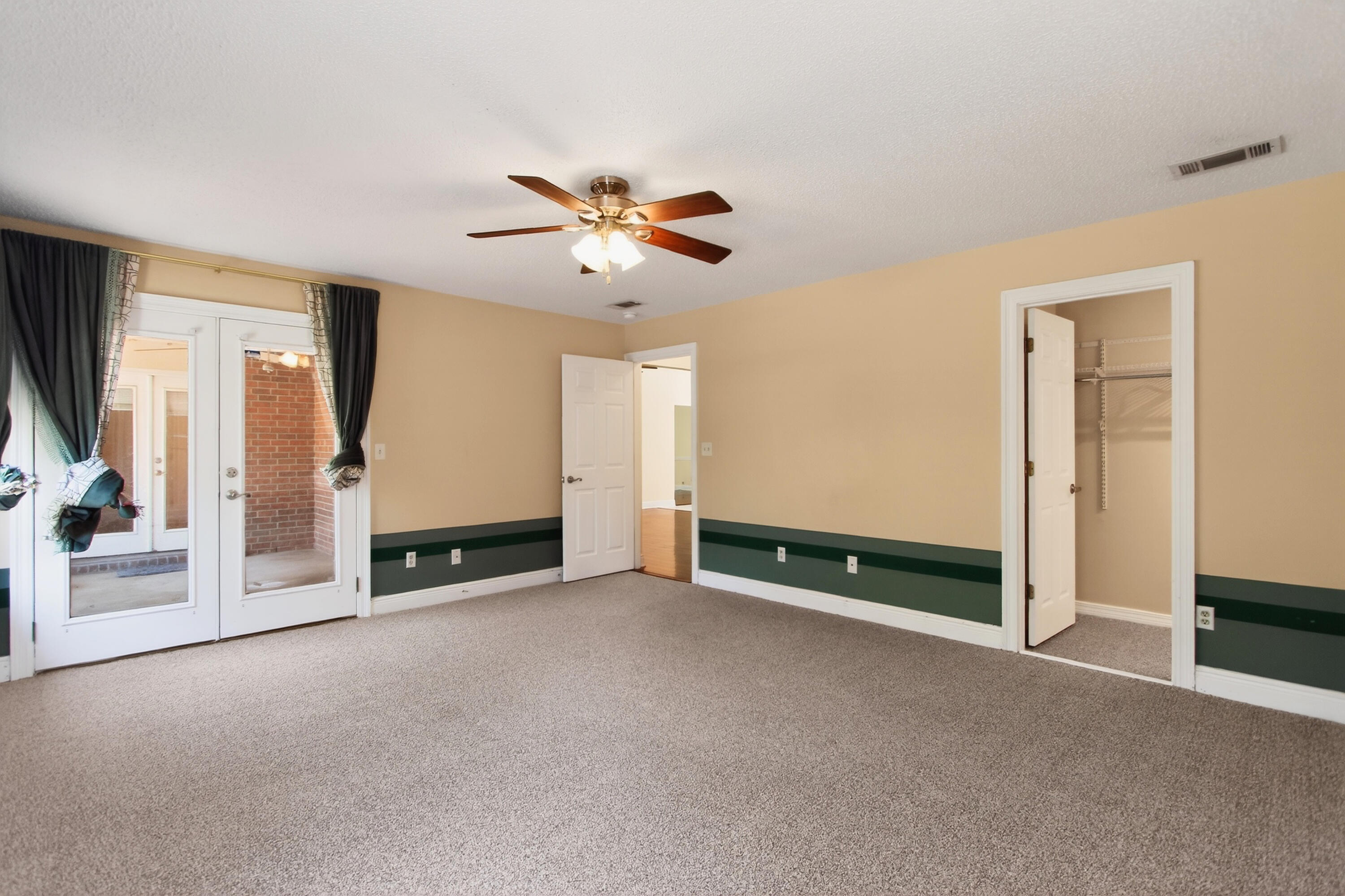 1249 Northview Drive