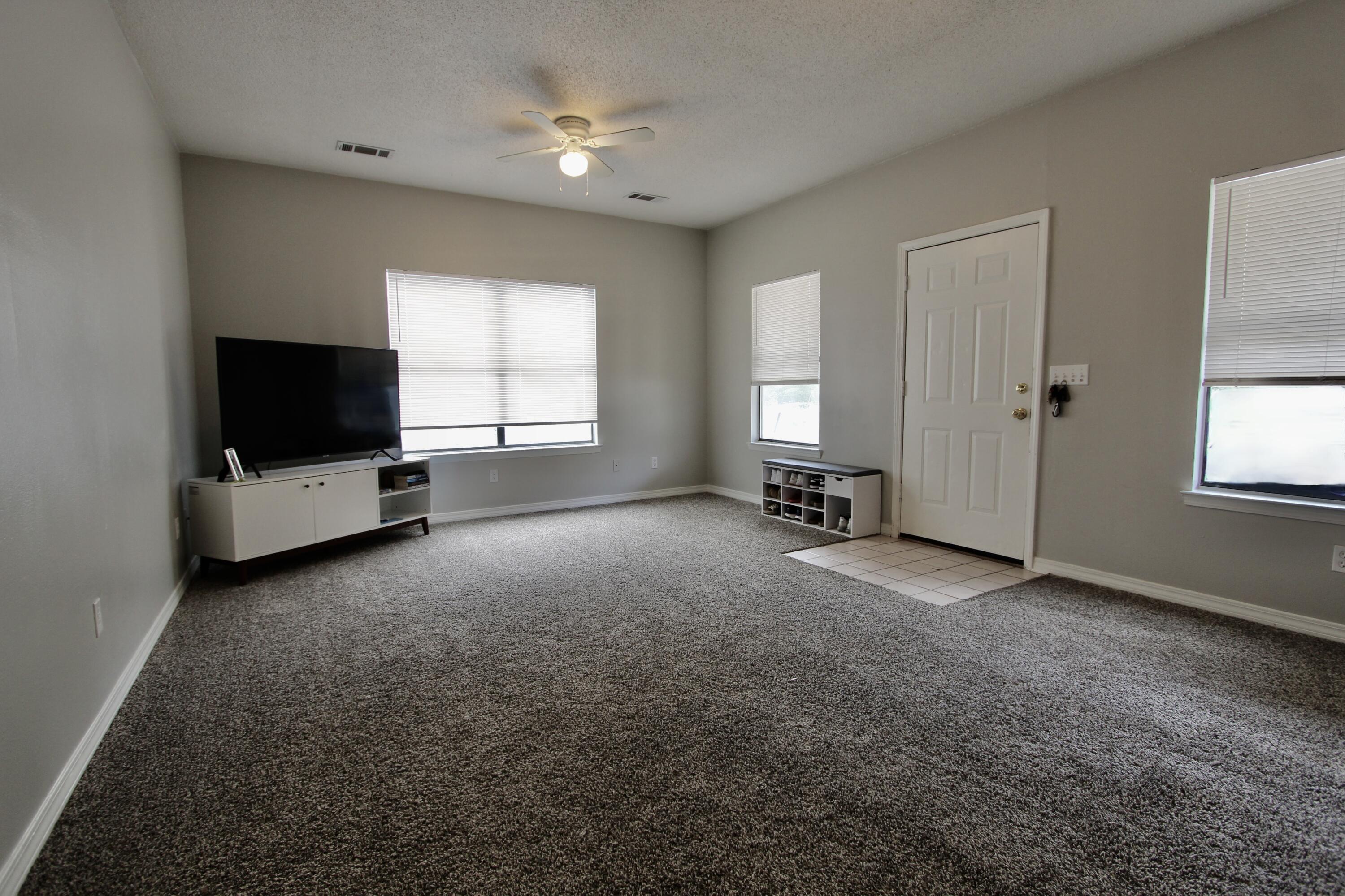 205 Marquette Street 4