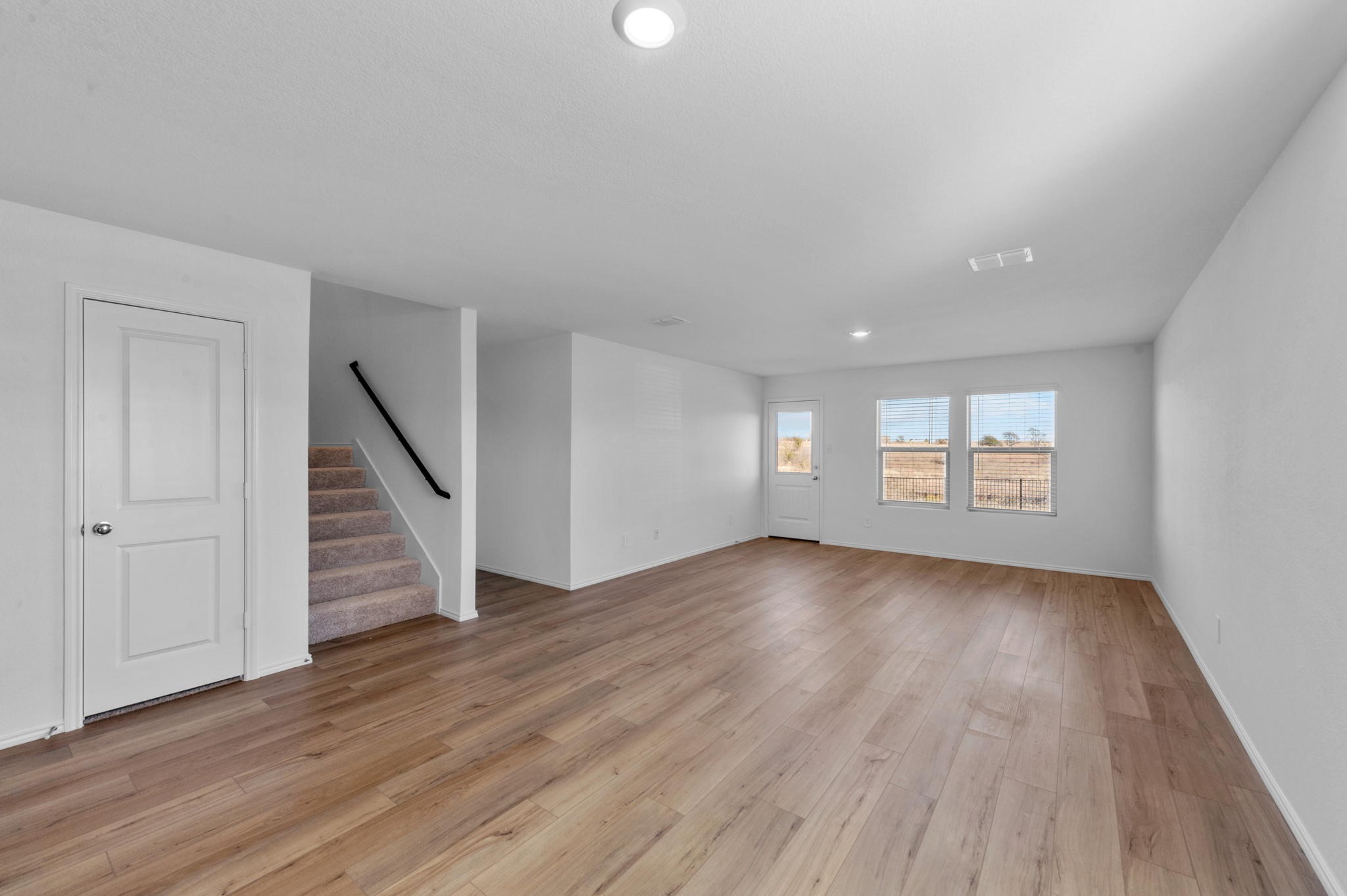 14520 Camino Real