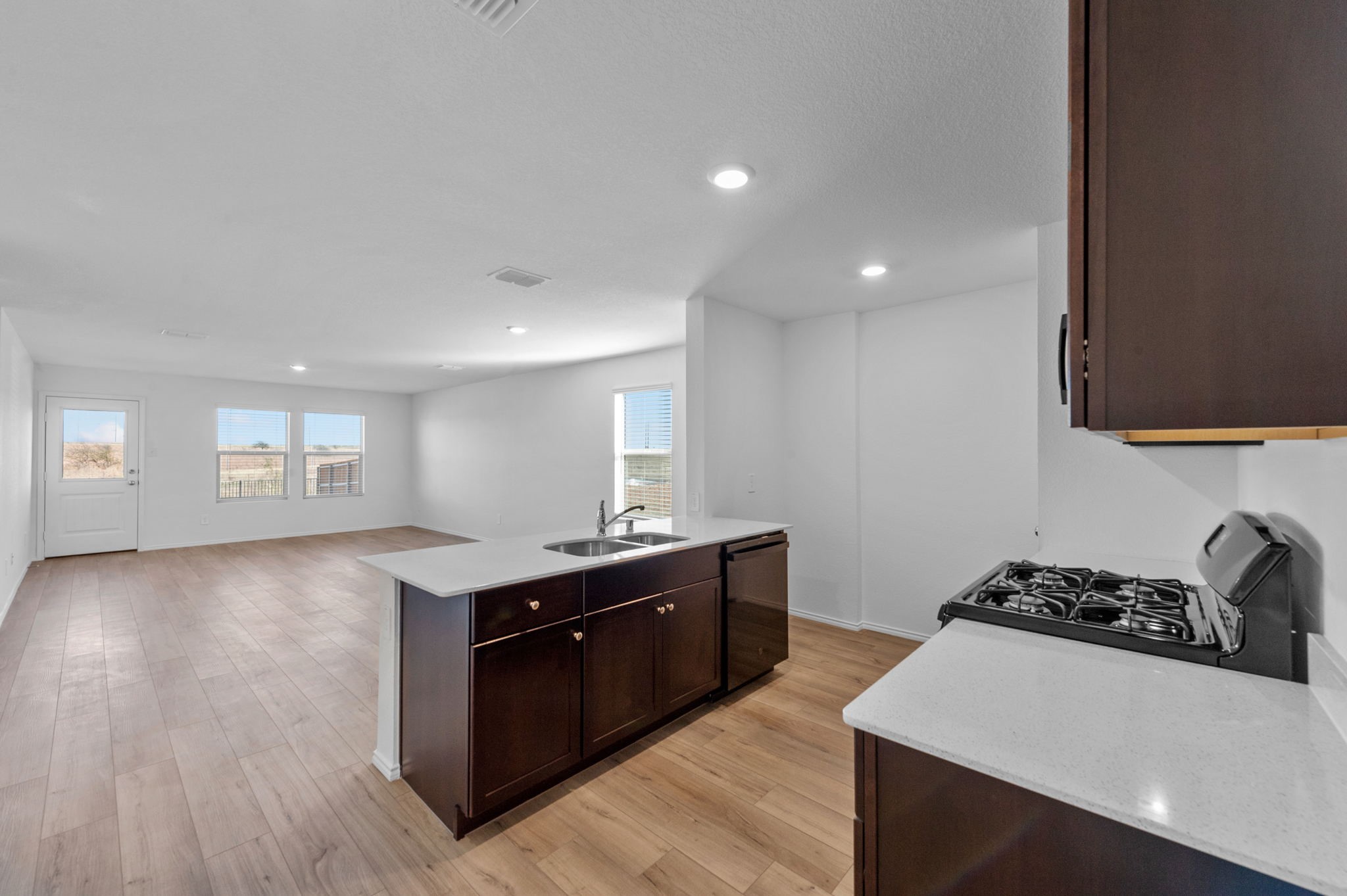 14520 Camino Real