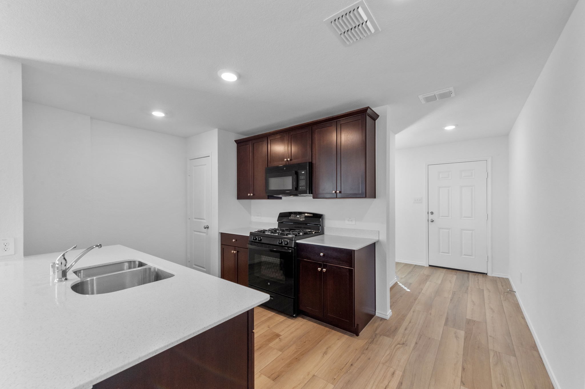 14520 Camino Real