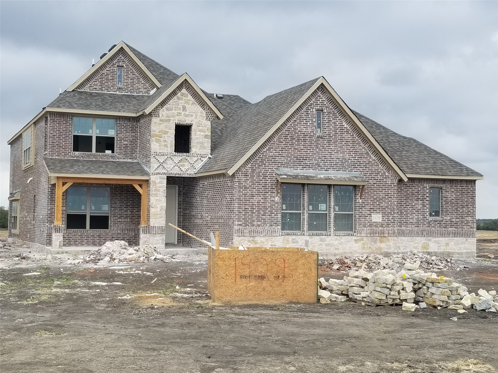 1429 W Farmington Road