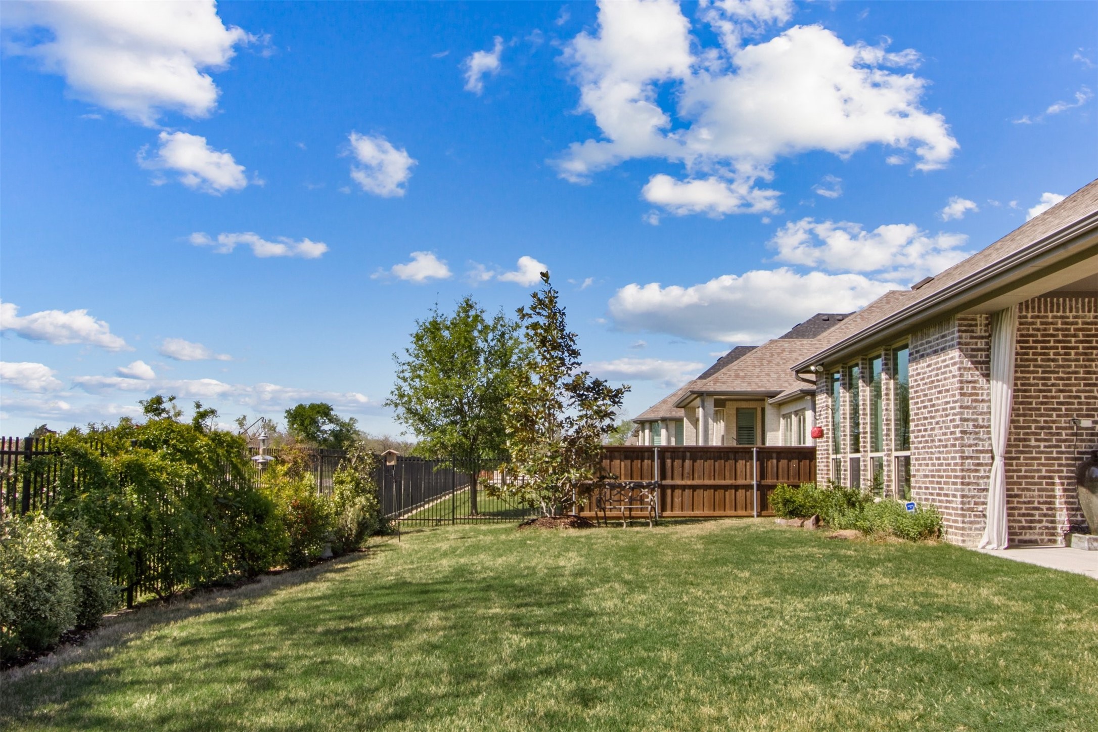 2250 Country Brook Lane