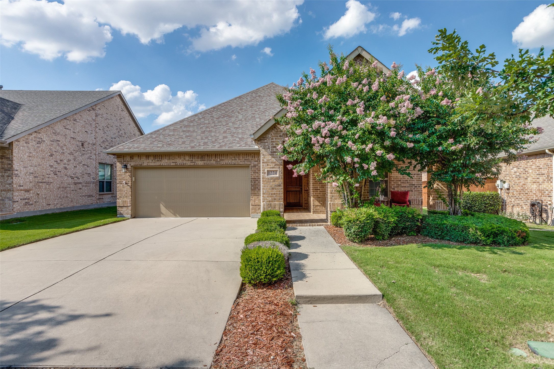 1224 Isabella Lane