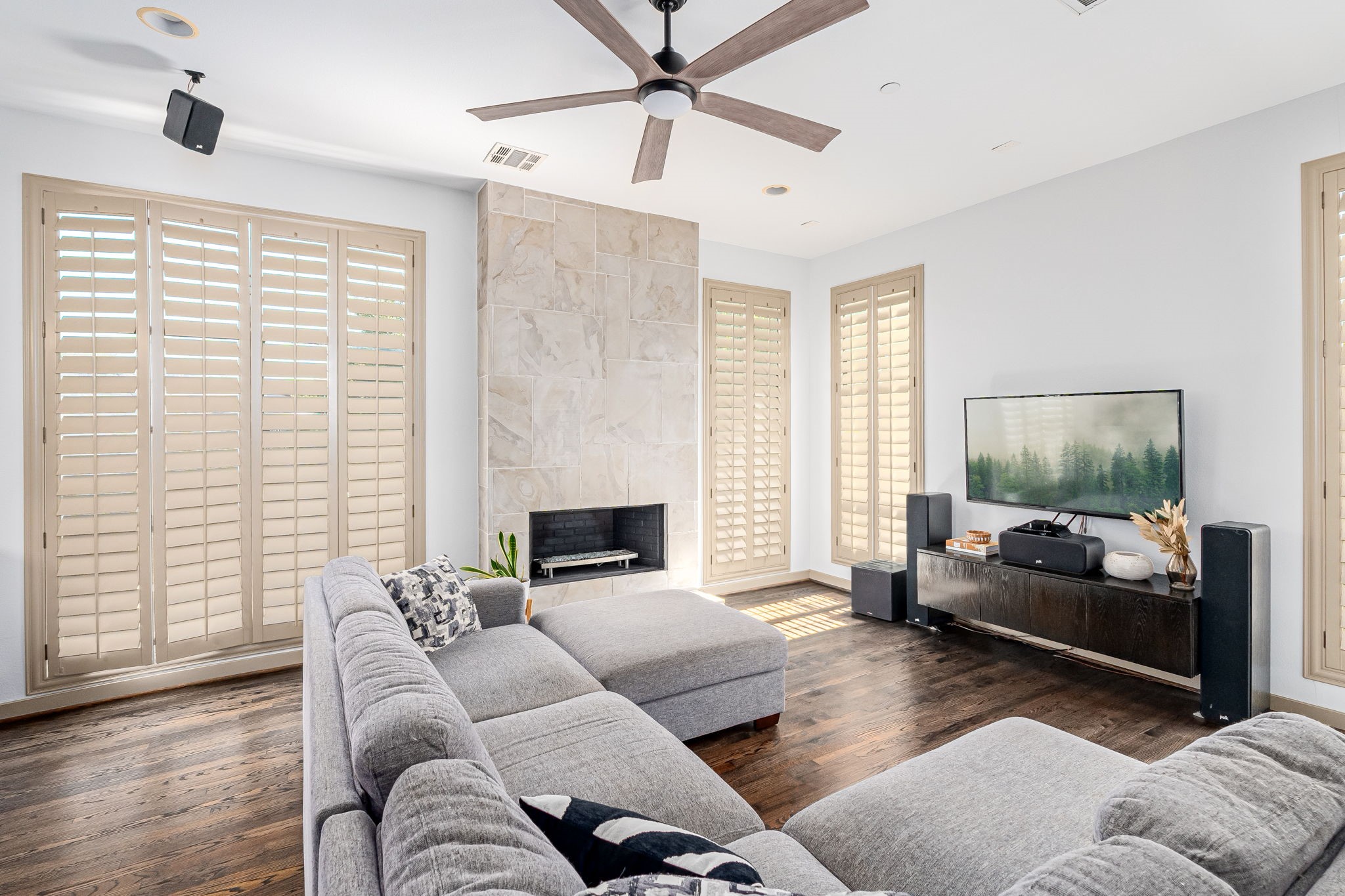 4212 Bowser Avenue A