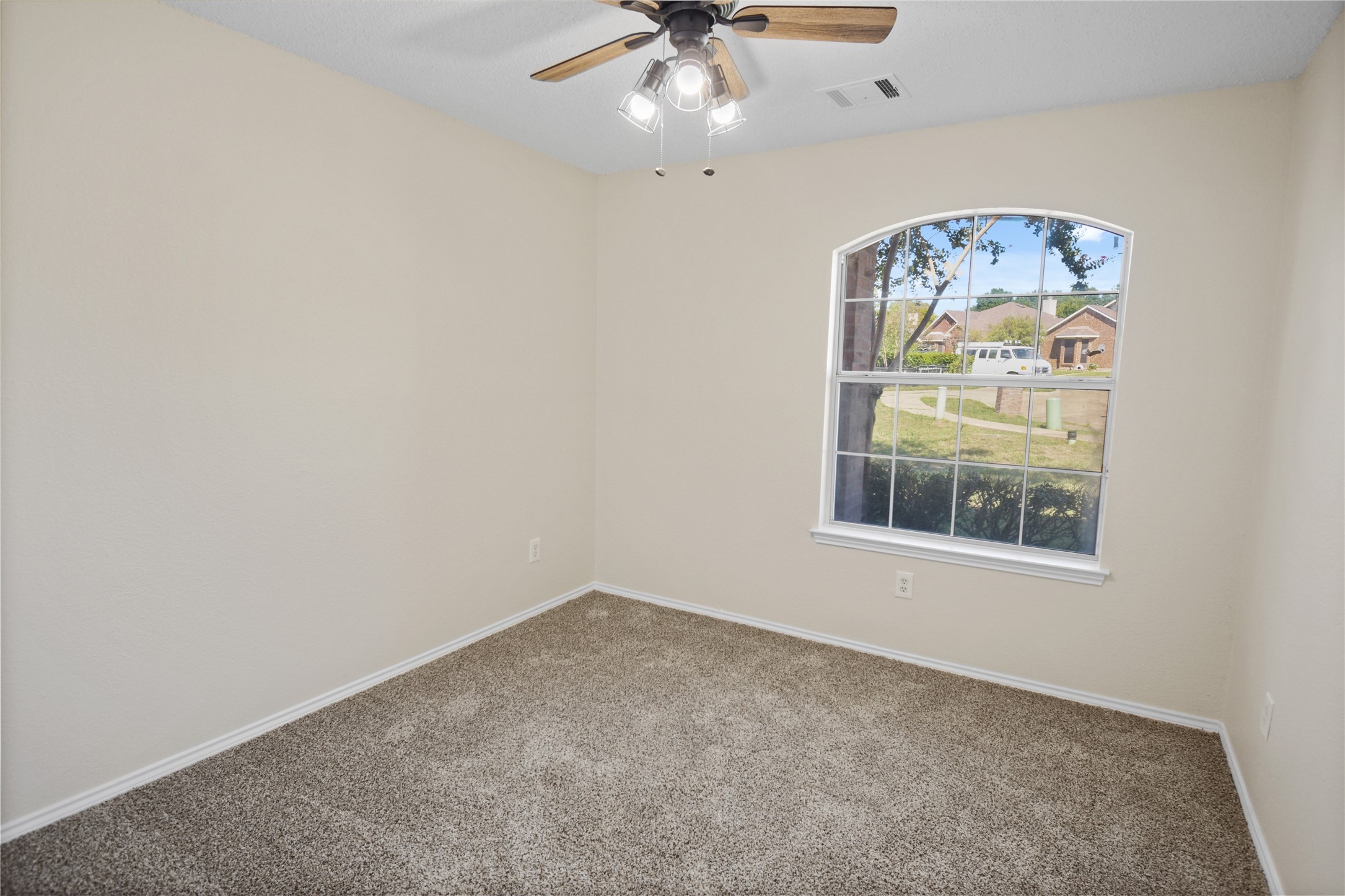 6225 Lennox Lane