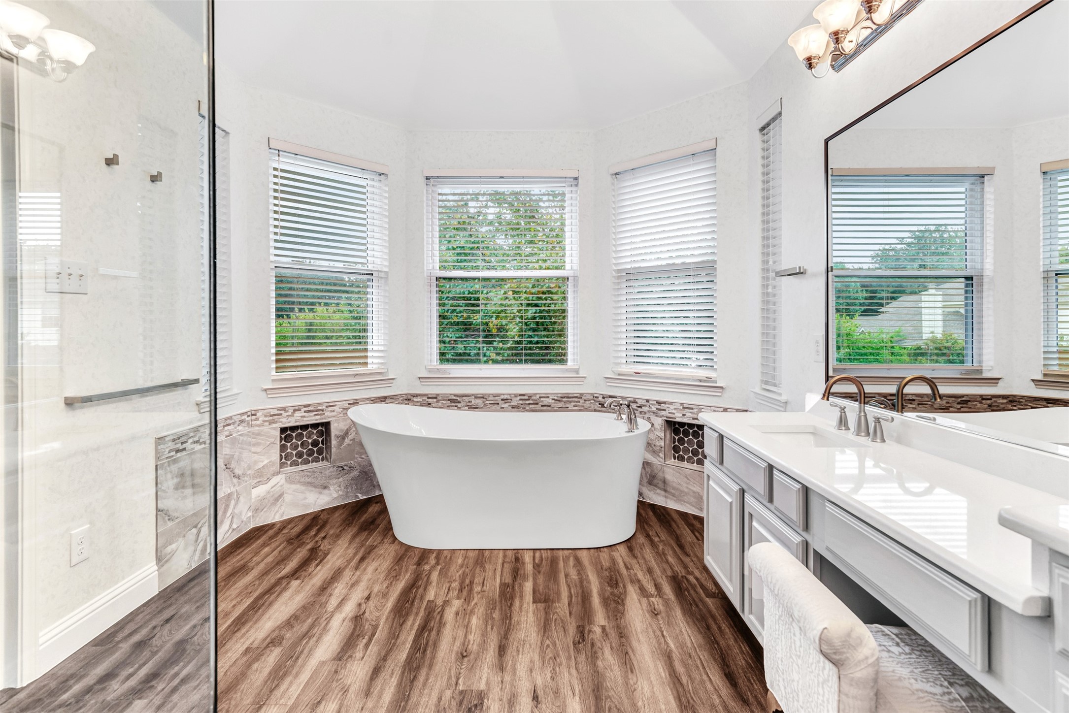 5610 Southampton Drive