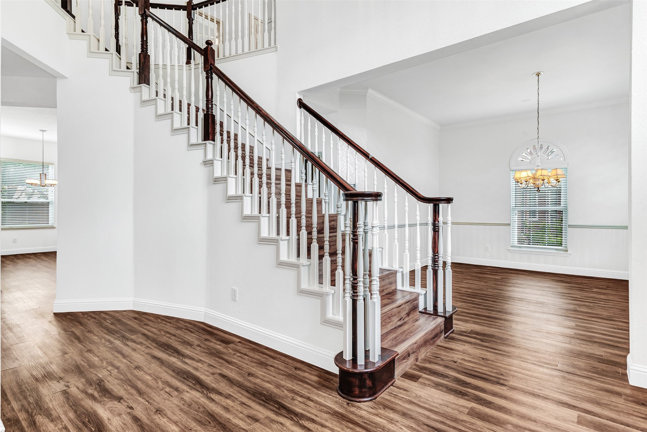 5610 Southampton Drive