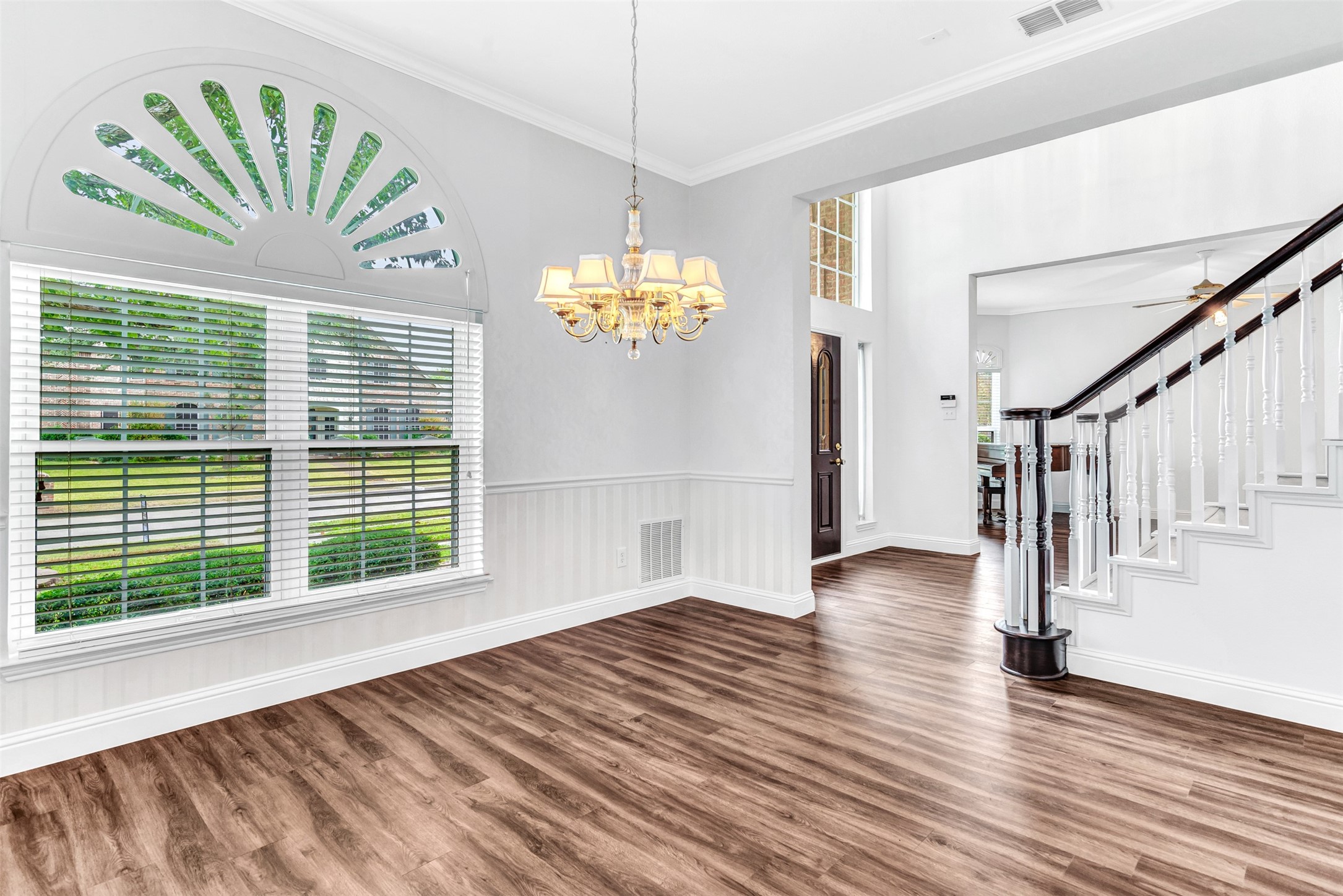 5610 Southampton Drive