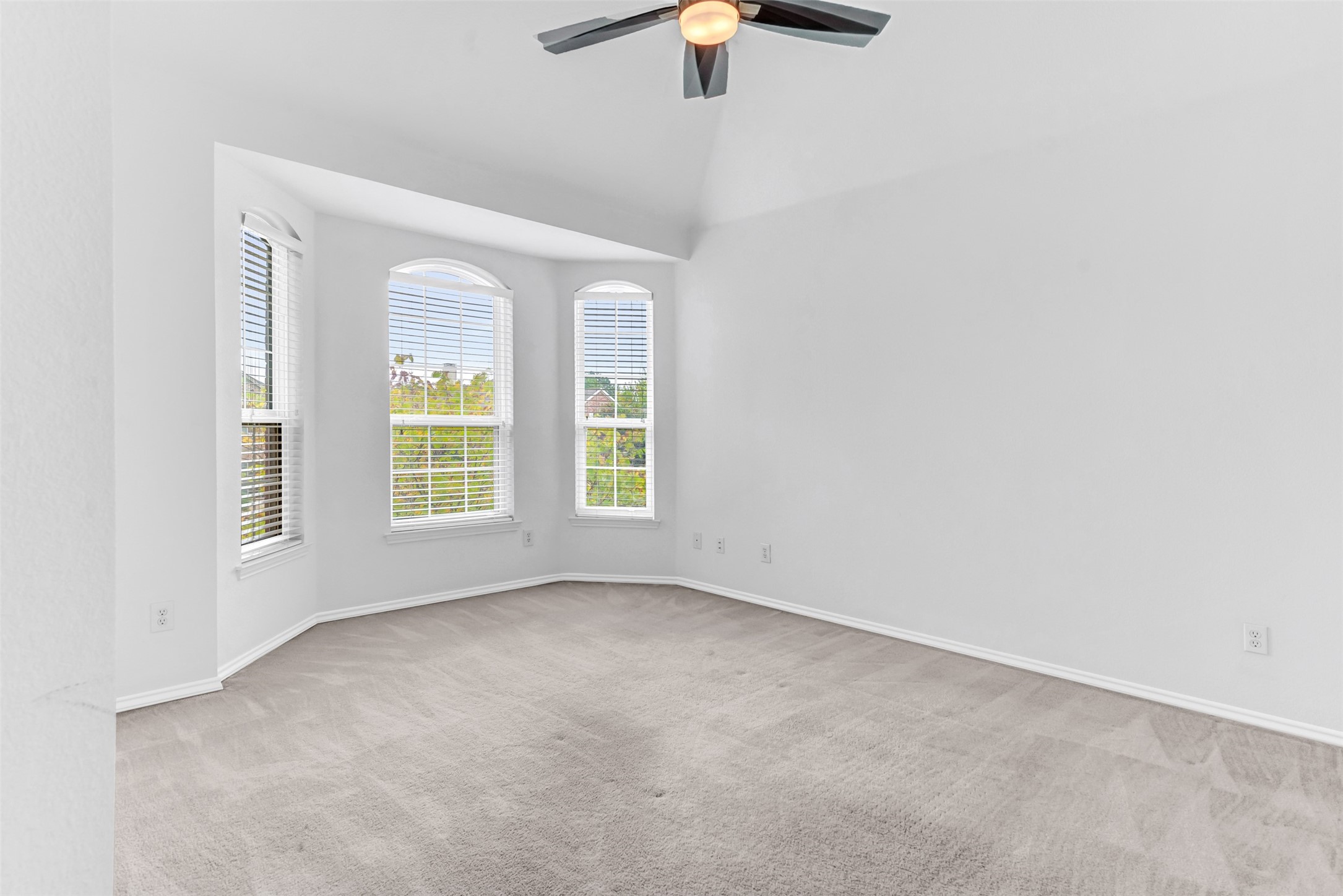 5610 Southampton Drive