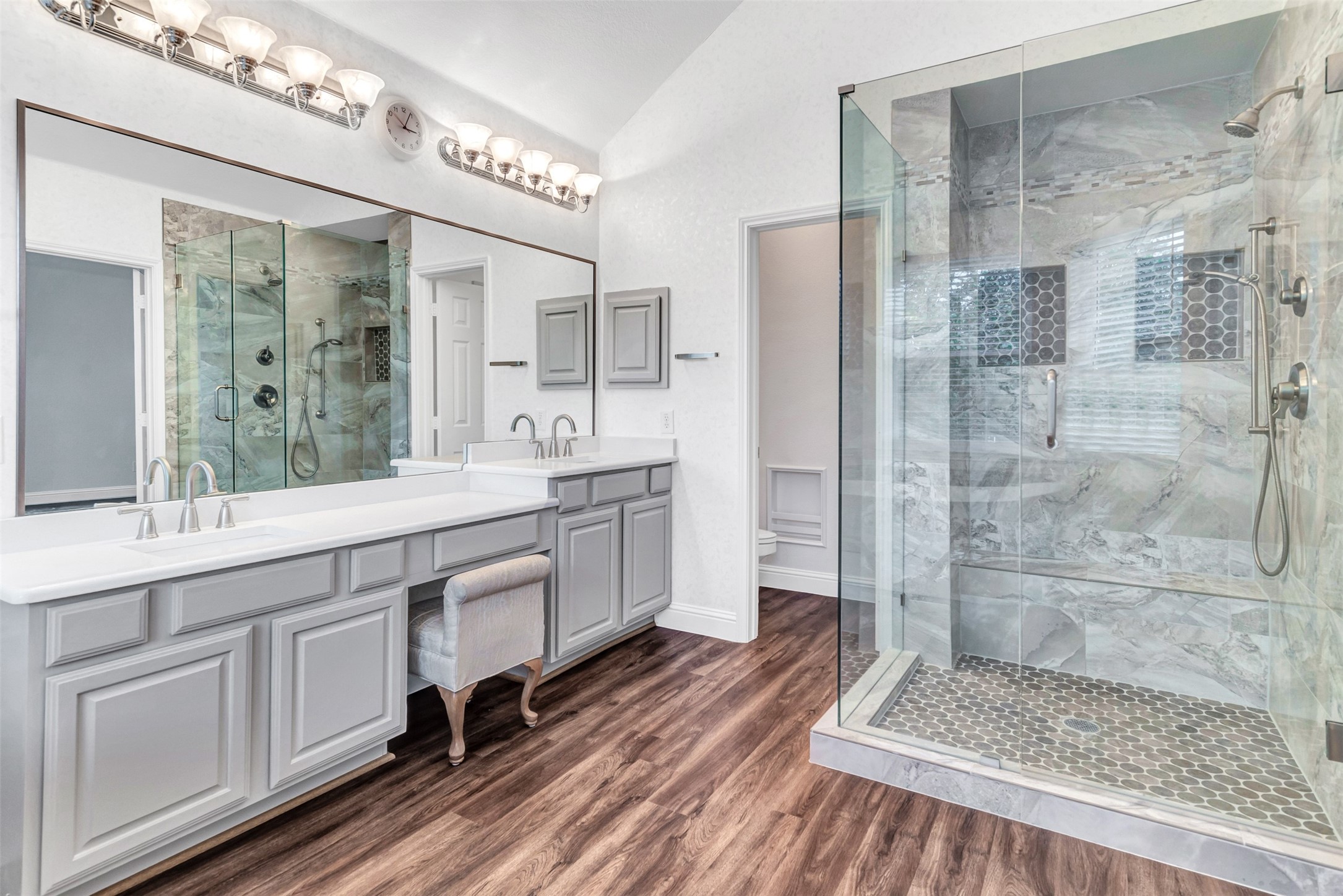 5610 Southampton Drive