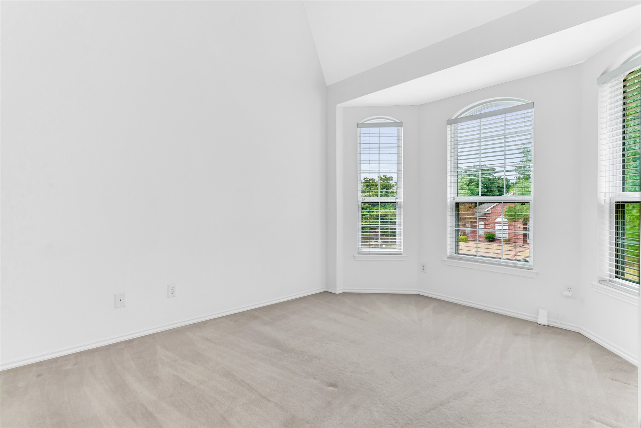 5610 Southampton Drive