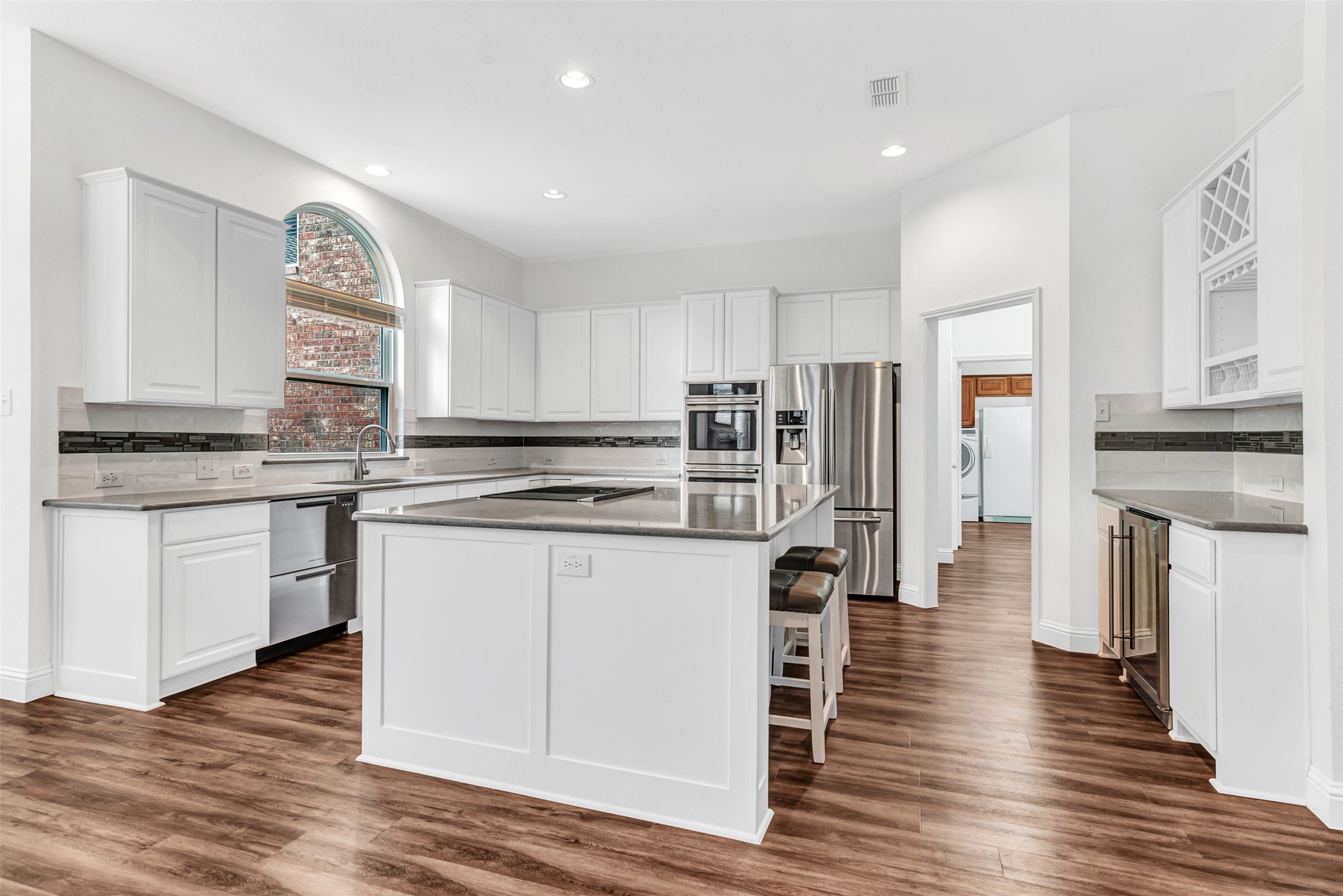 5610 Southampton Drive