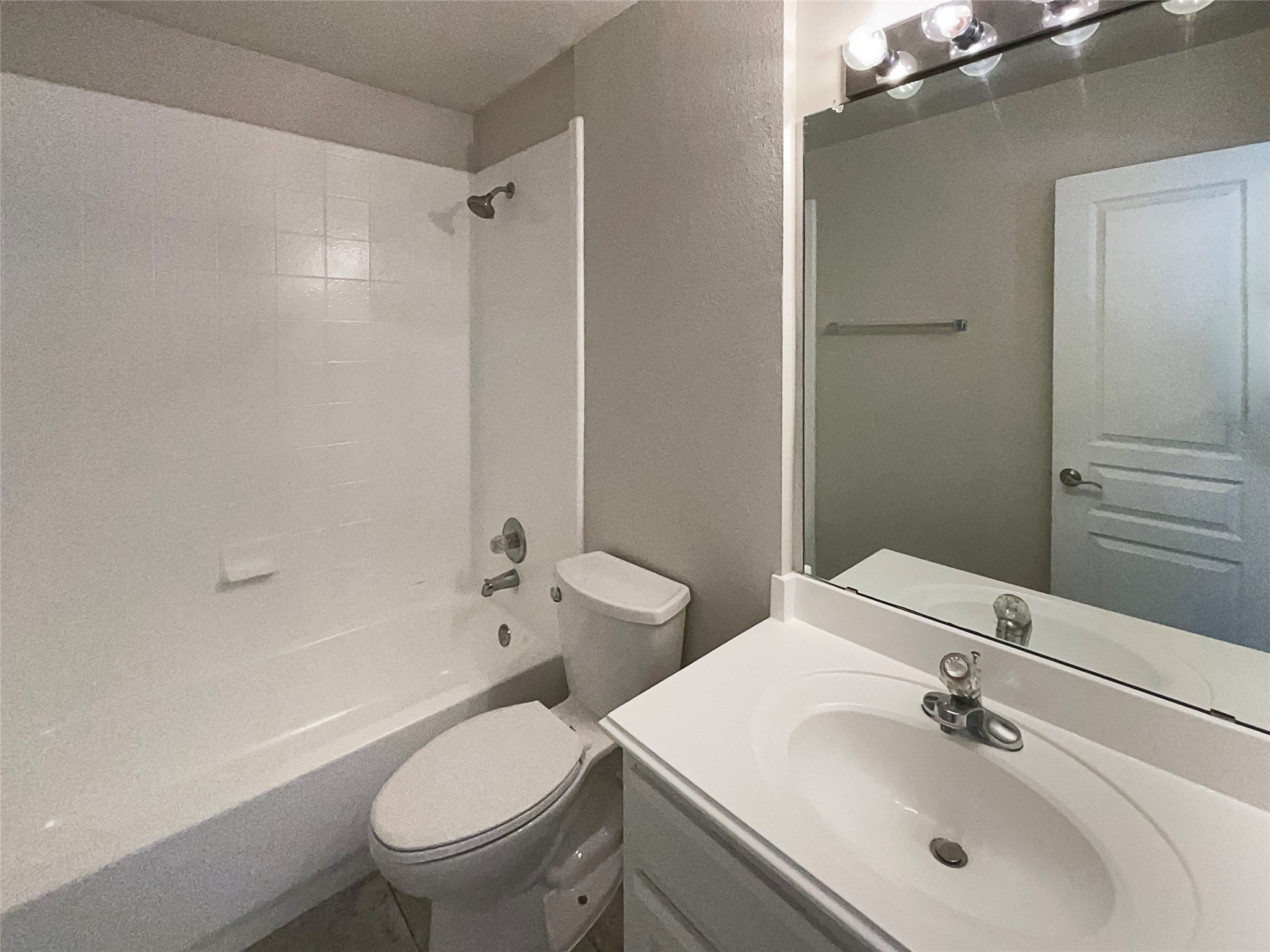 11107 Oliver Lane